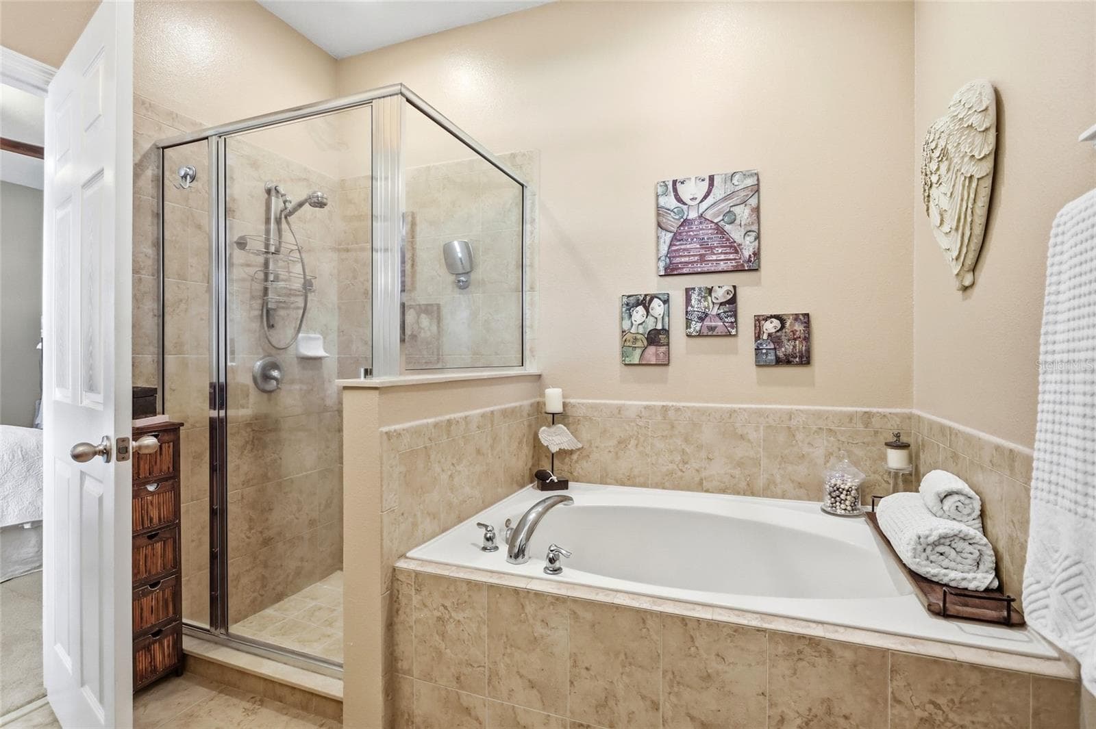 Primary Bath - 1416 LEXINGTON AVE, DAVENPORT