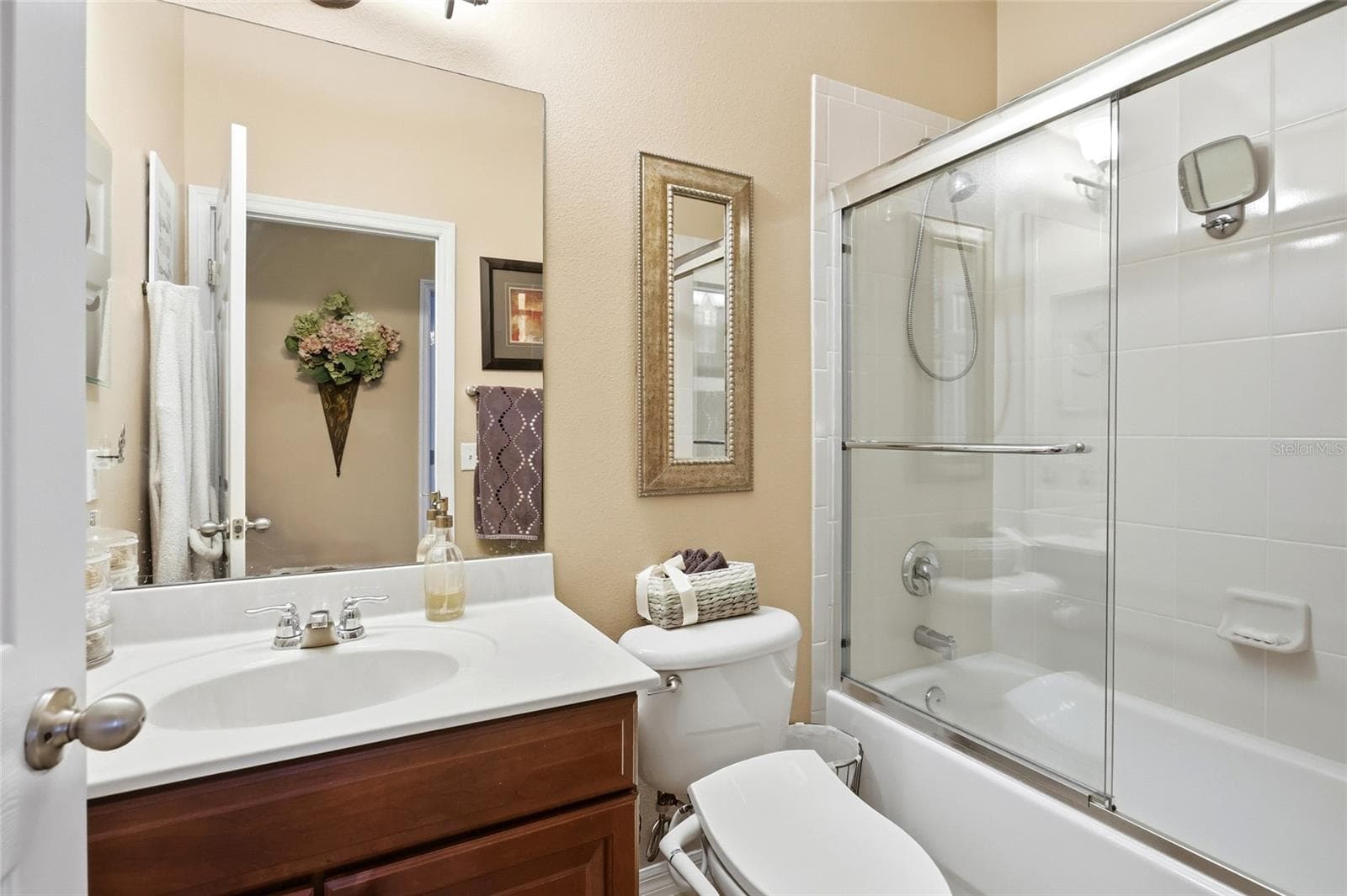 Bathroom 2 - 1416 LEXINGTON AVE, DAVENPORT