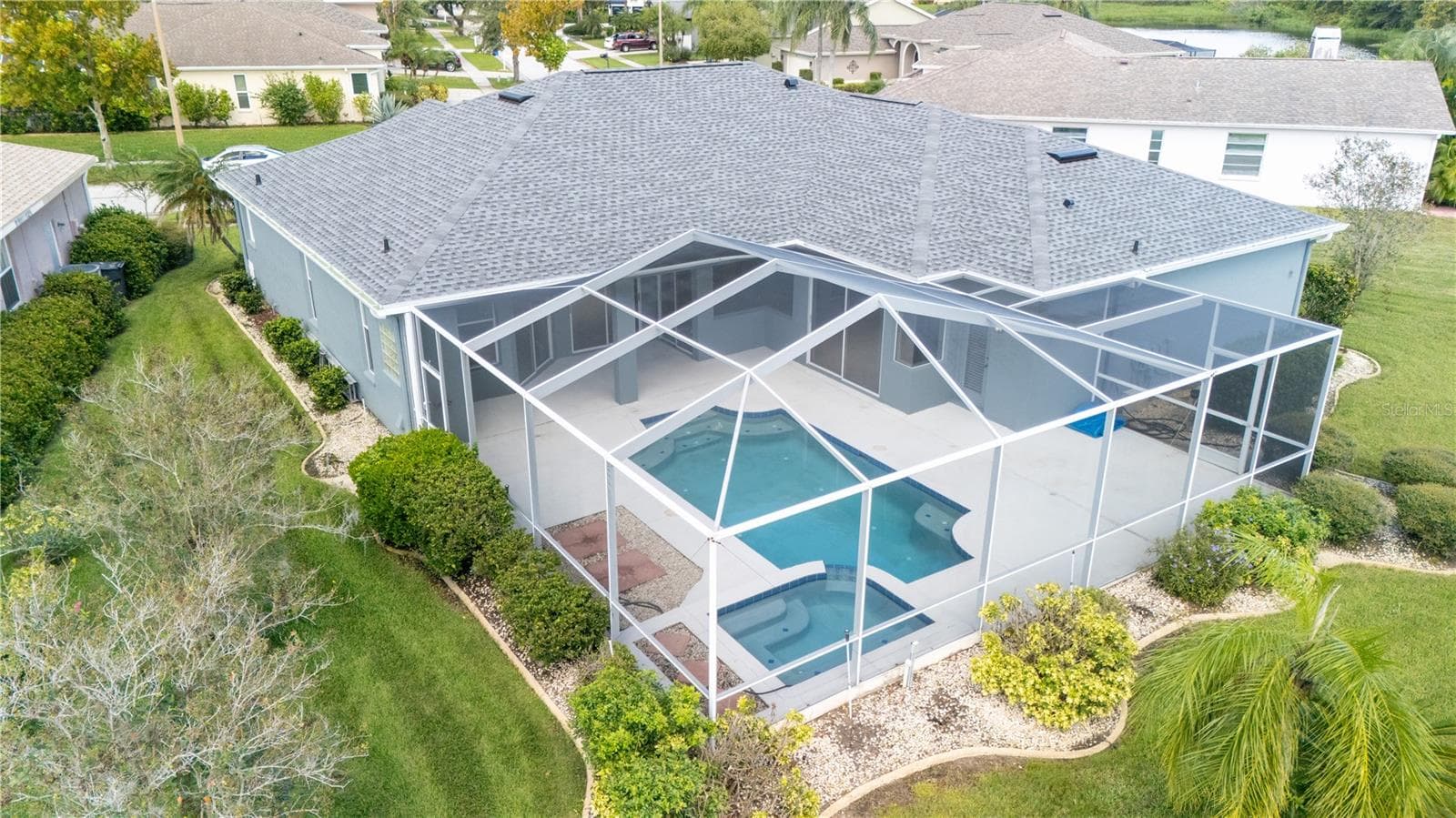 Single Family Residence at 13023 SAINT FILAGREE DR, RIVERVIEW, photo 9 of 83