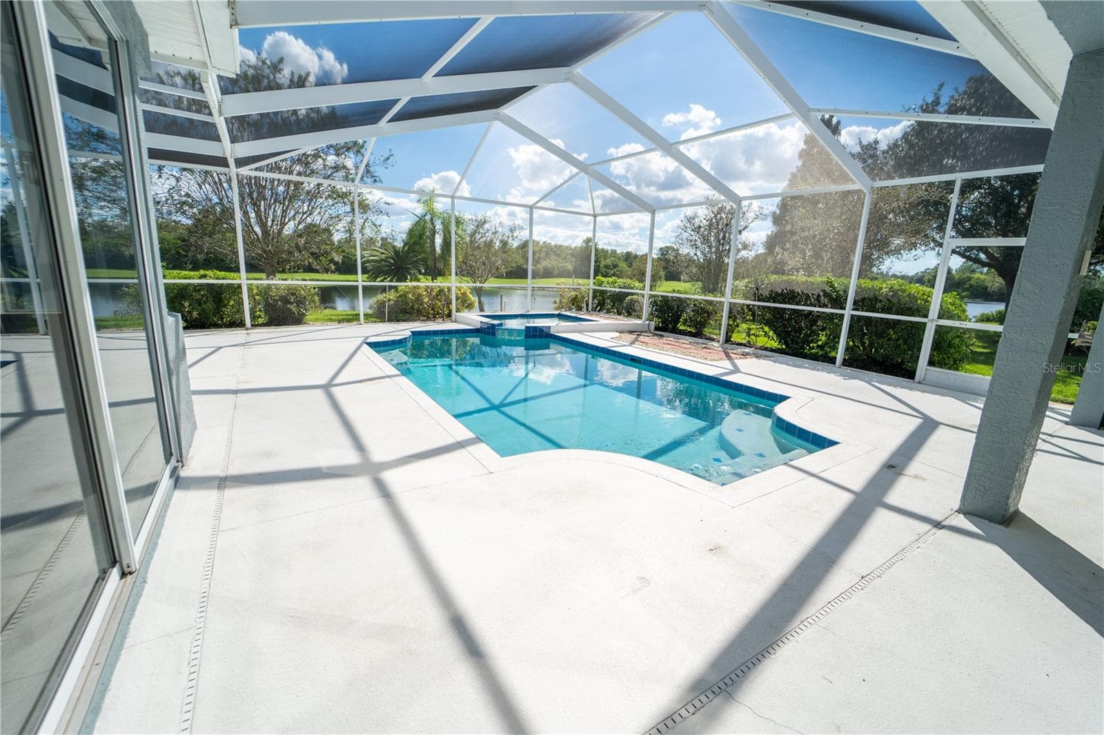 Single Family Residence at 13023 SAINT FILAGREE DR, RIVERVIEW, photo 19 of 83