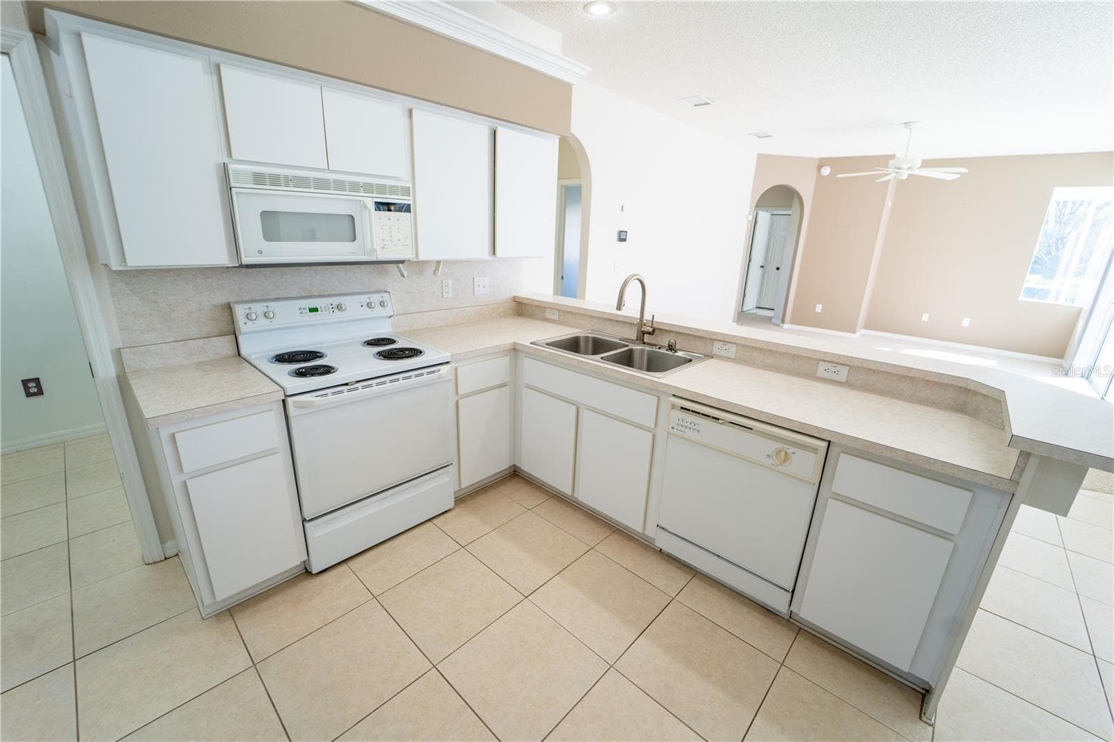 Single Family Residence at 13023 SAINT FILAGREE DR, RIVERVIEW, photo 47 of 83