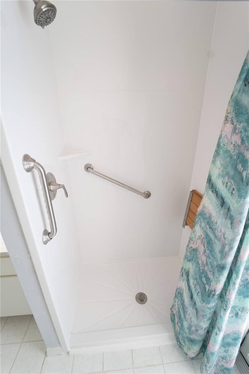 Single Family Residence at 13023 SAINT FILAGREE DR, RIVERVIEW, photo 62 of 83