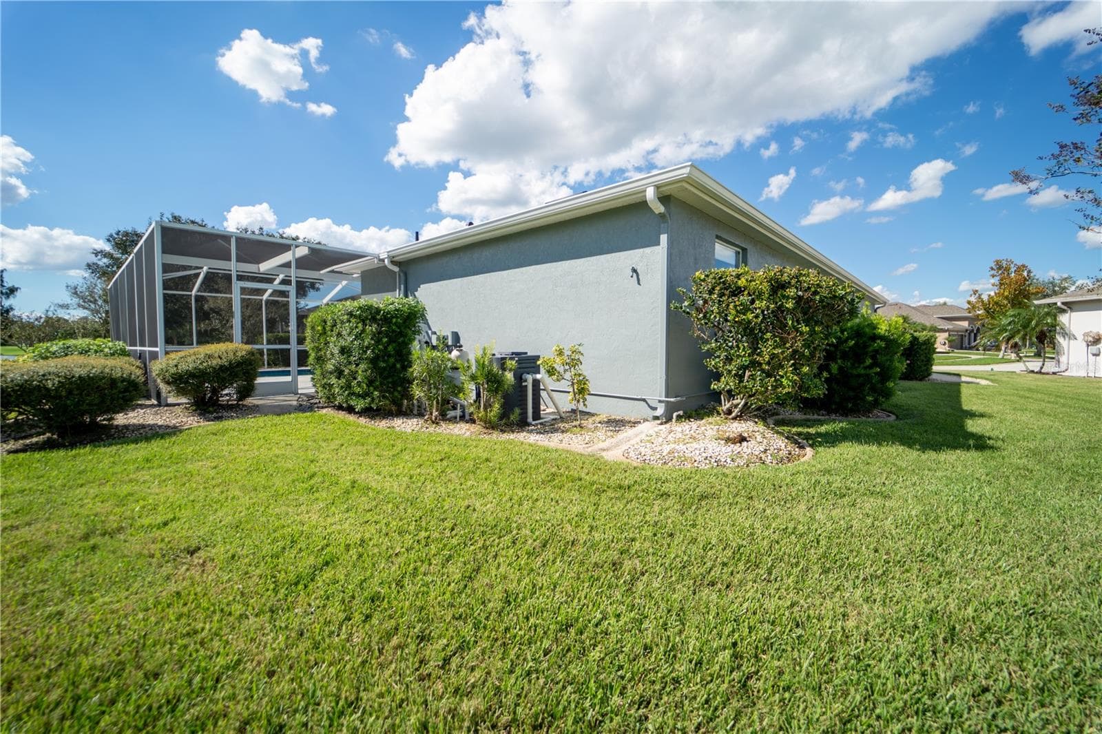 Single Family Residence at 13023 SAINT FILAGREE DR, RIVERVIEW, photo 70 of 83