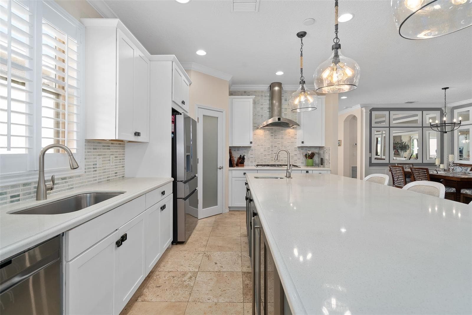 The kitchen offers plenty of prep area - 1038 TIMBERVALE TRL, CLERMONT
