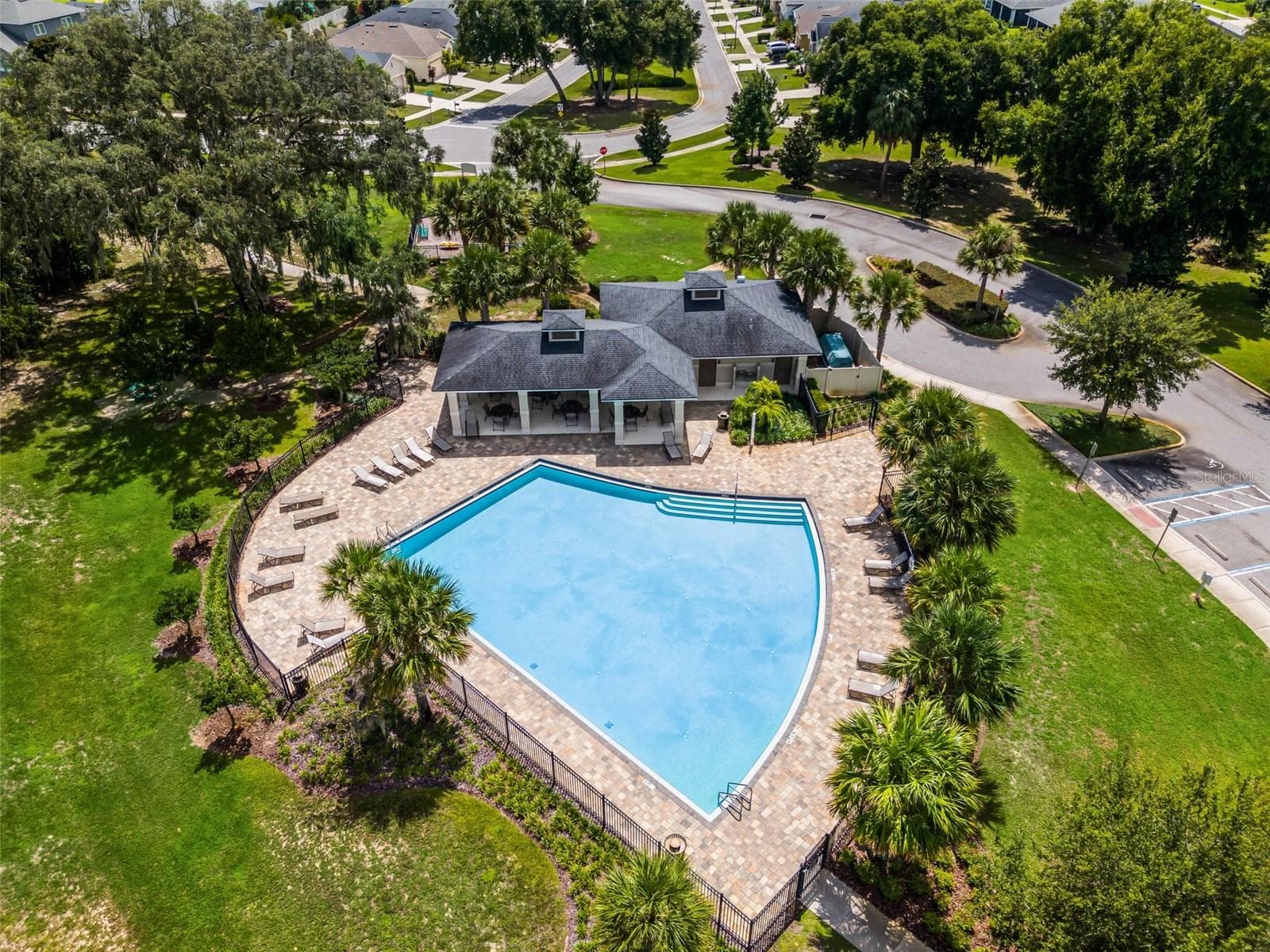 Single Family Residence at 13322 BLOSSOM VALLEY DR, CLERMONT, photo 52 of 65