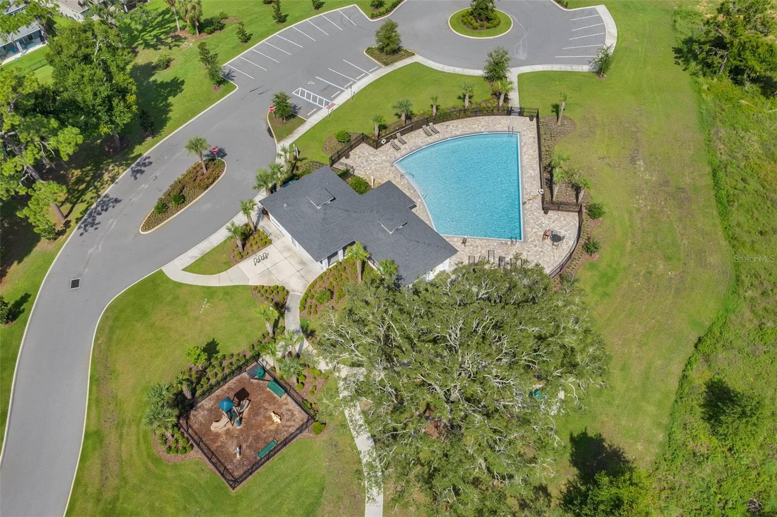 Single Family Residence at 13322 BLOSSOM VALLEY DR, CLERMONT, photo 59 of 65