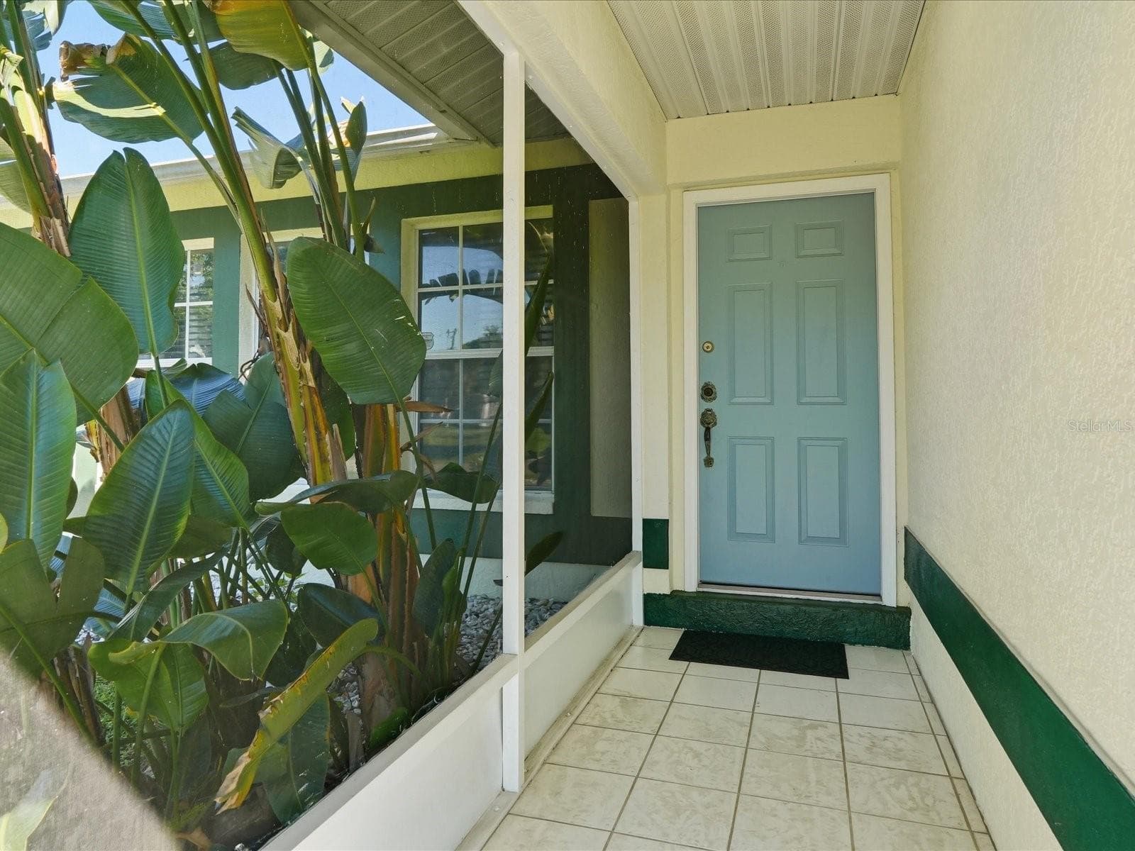 Front exterior entry - 22104 LANDIS AVE, PORT CHARLOTTE