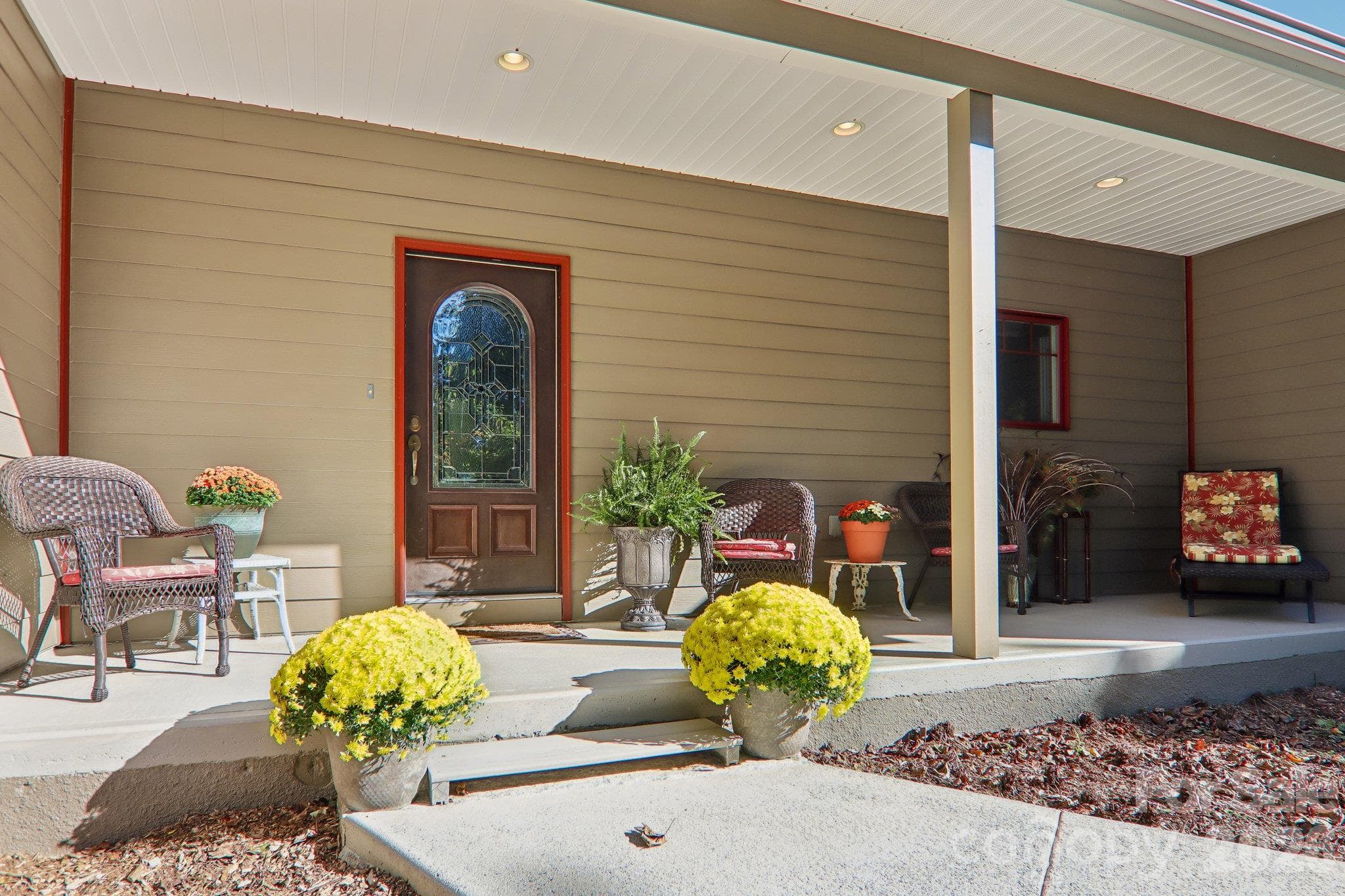 Single Family Residence at 411 Alta Circle, Laurel Park, photo 5 of 34