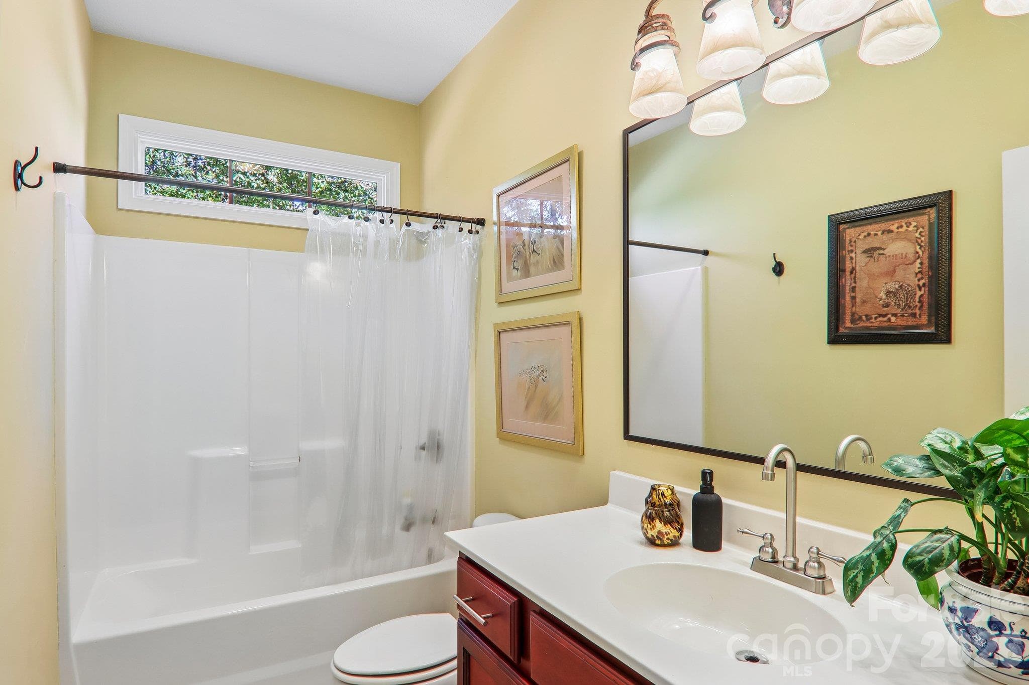 Single Family Residence at 411 Alta Circle, Laurel Park, photo 22 of 34