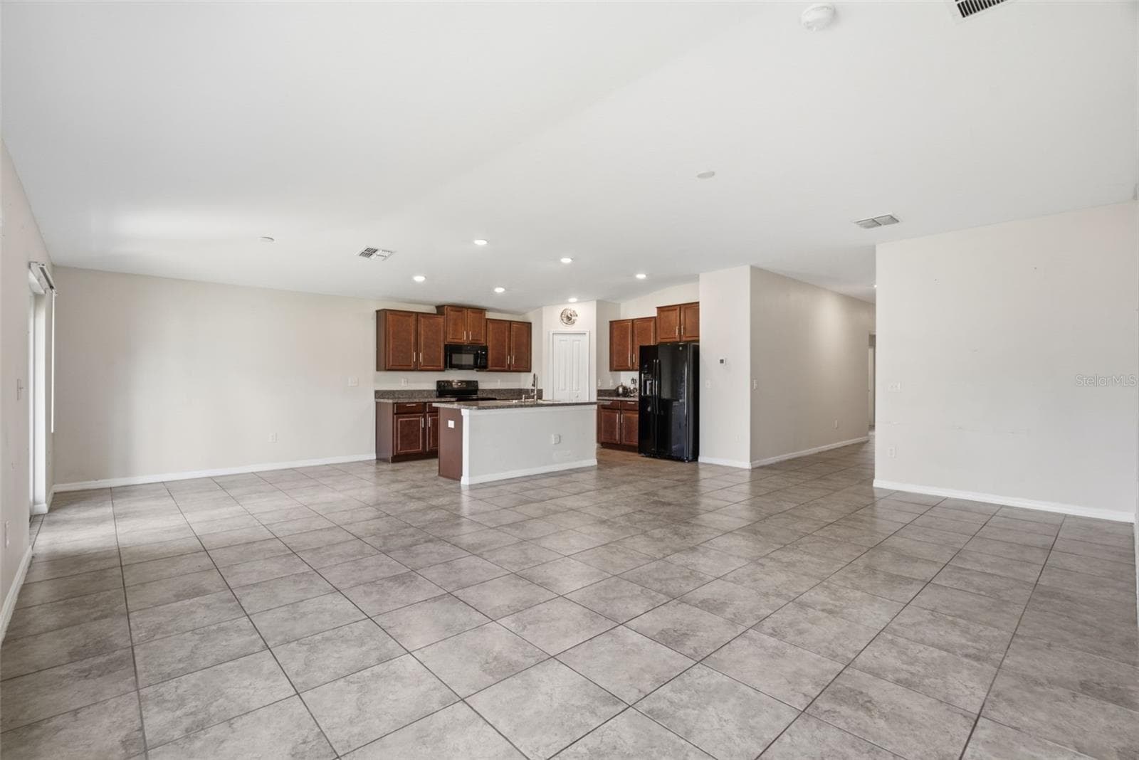 Single Family Residence at 15701 DEMORY POINT PL, SUN CITY CENTER, photo 8 of 42