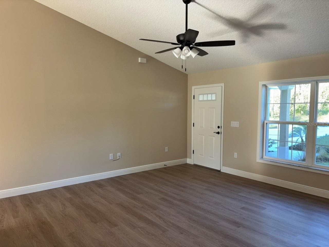 Single Family Residence at 8001 N GALENA AVE, DUNNELLON, photo 9 of 29