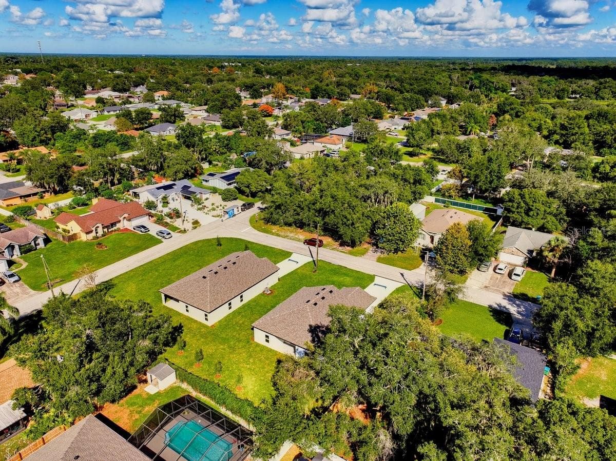 Single Family Residence at 112 CLAYMORE ST, DELTONA, photo 31 of 36