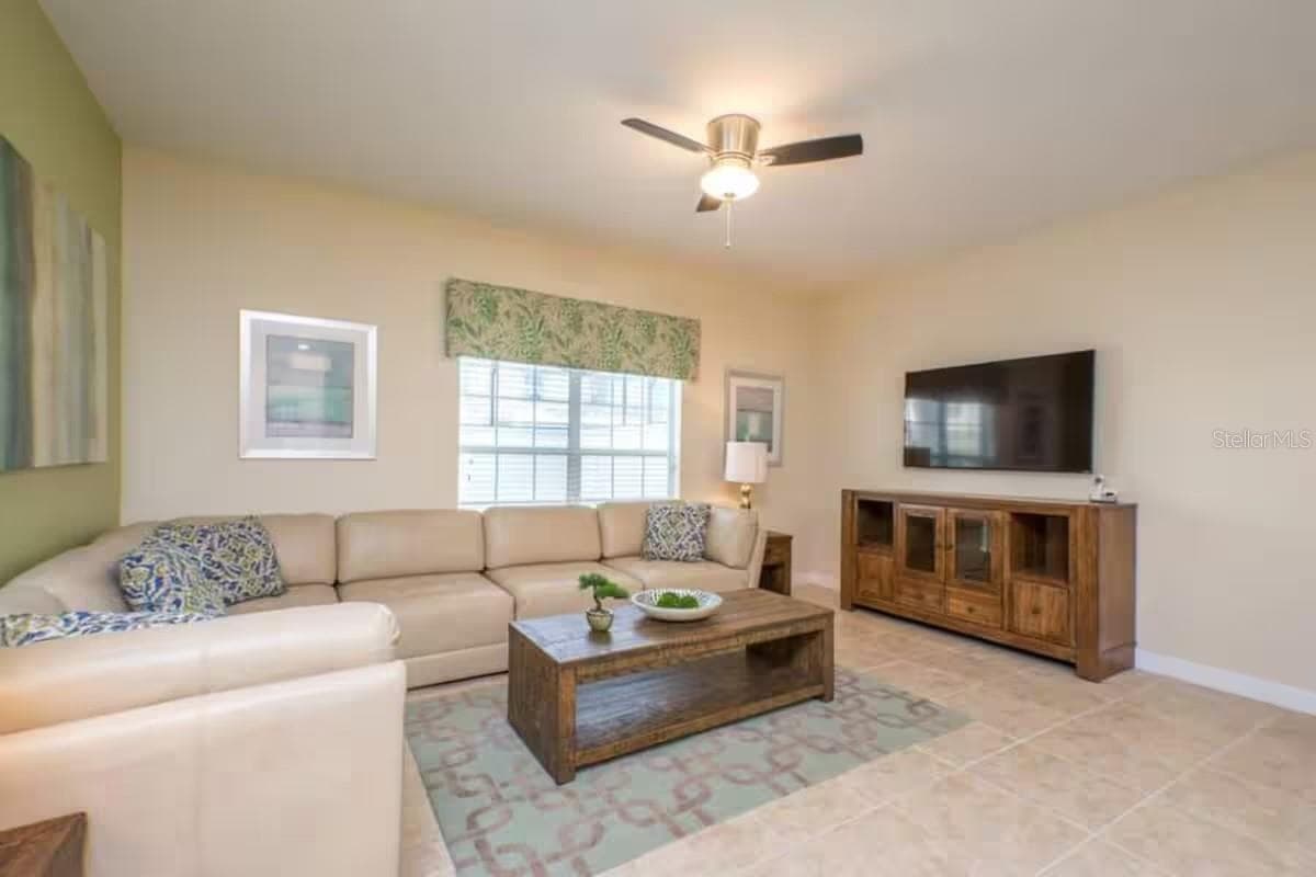 Townhouse at 4870 CLOCK TOWER DR, KISSIMMEE, photo 6 of 19