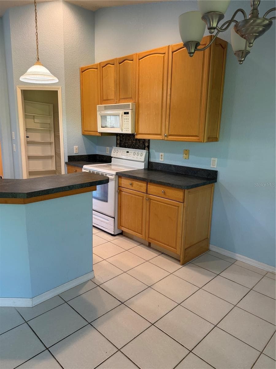 Single Family Residence at 7444 S SEAGRAPE RD, PUNTA GORDA, photo 7 of 39