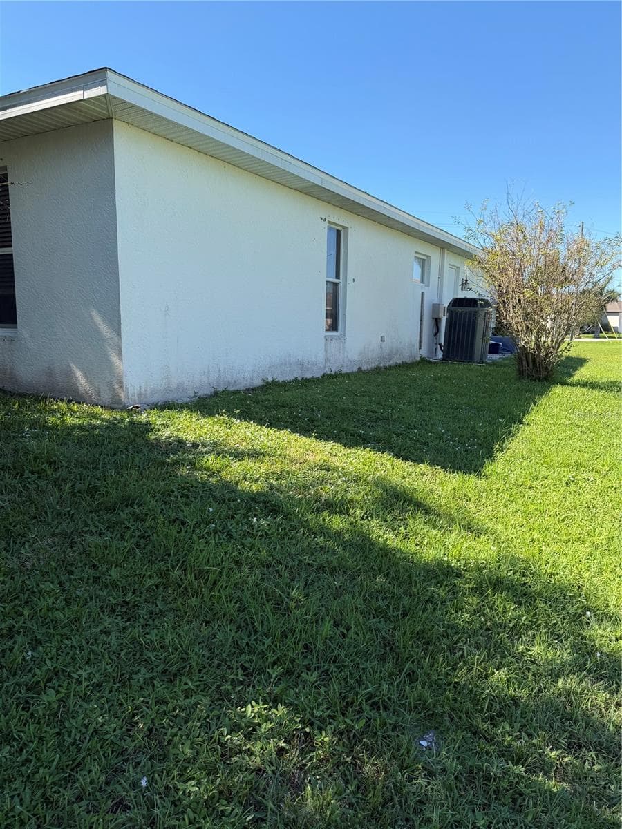 Single Family Residence at 7444 S SEAGRAPE RD, PUNTA GORDA, photo 37 of 39