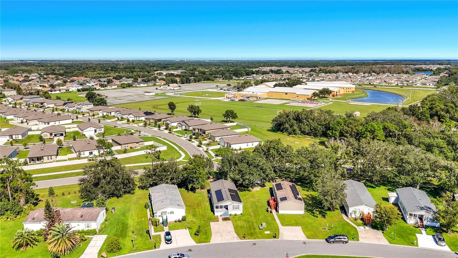 Manufactured Home at 2733 RIVKIN DR, KISSIMMEE, photo 3 of 53