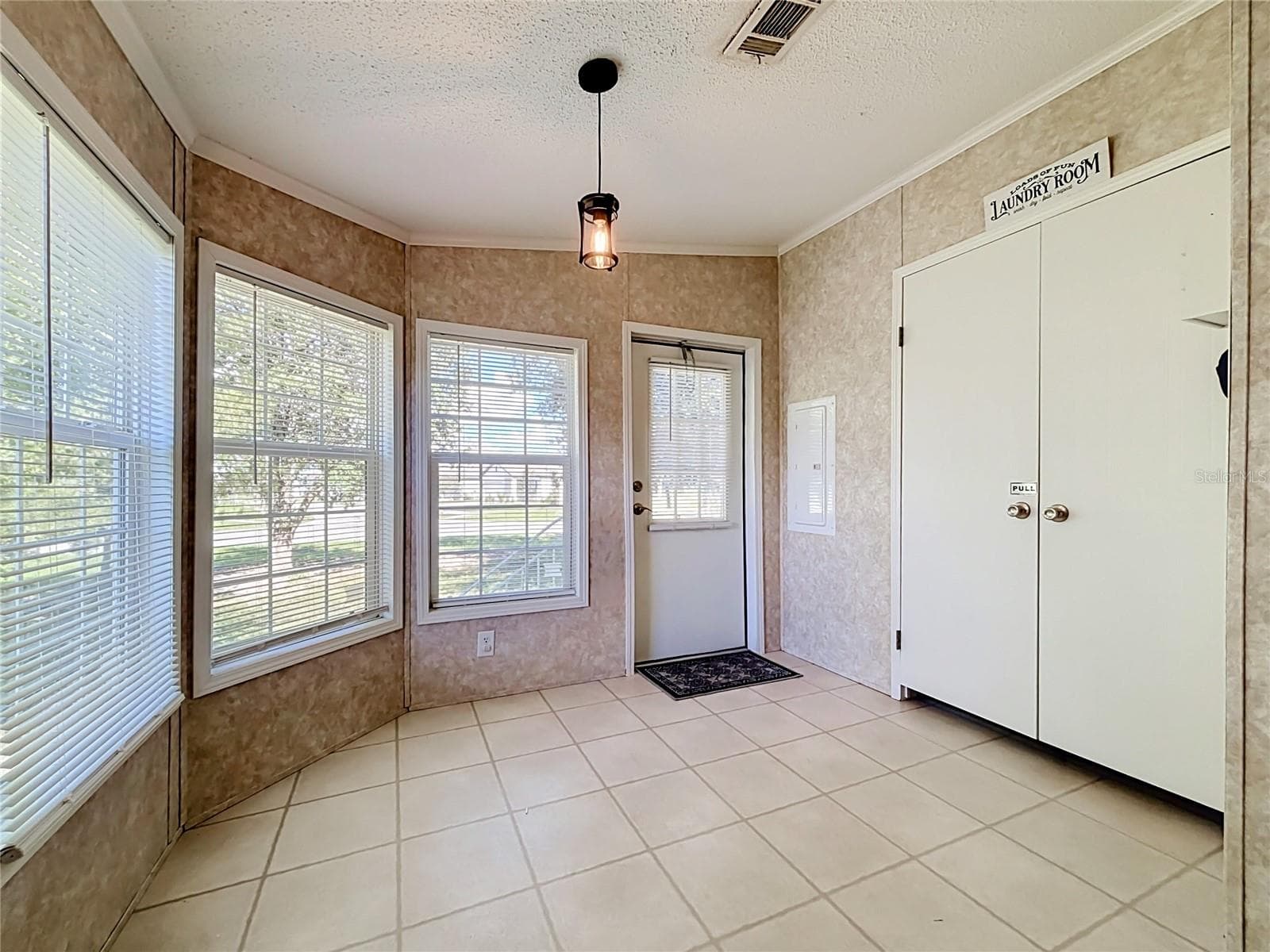nook area - 2733 RIVKIN DR, KISSIMMEE