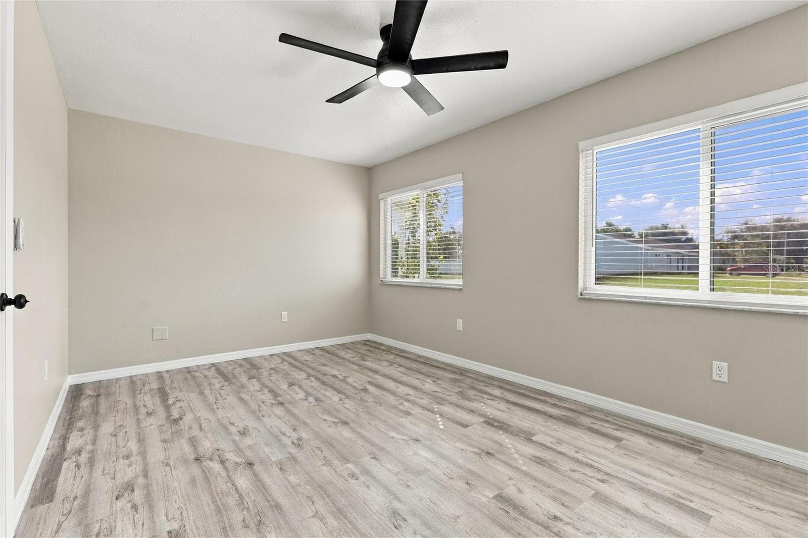 Single Family Residence at 7070 ODOM PL, NORTH PORT, photo 18 of 43