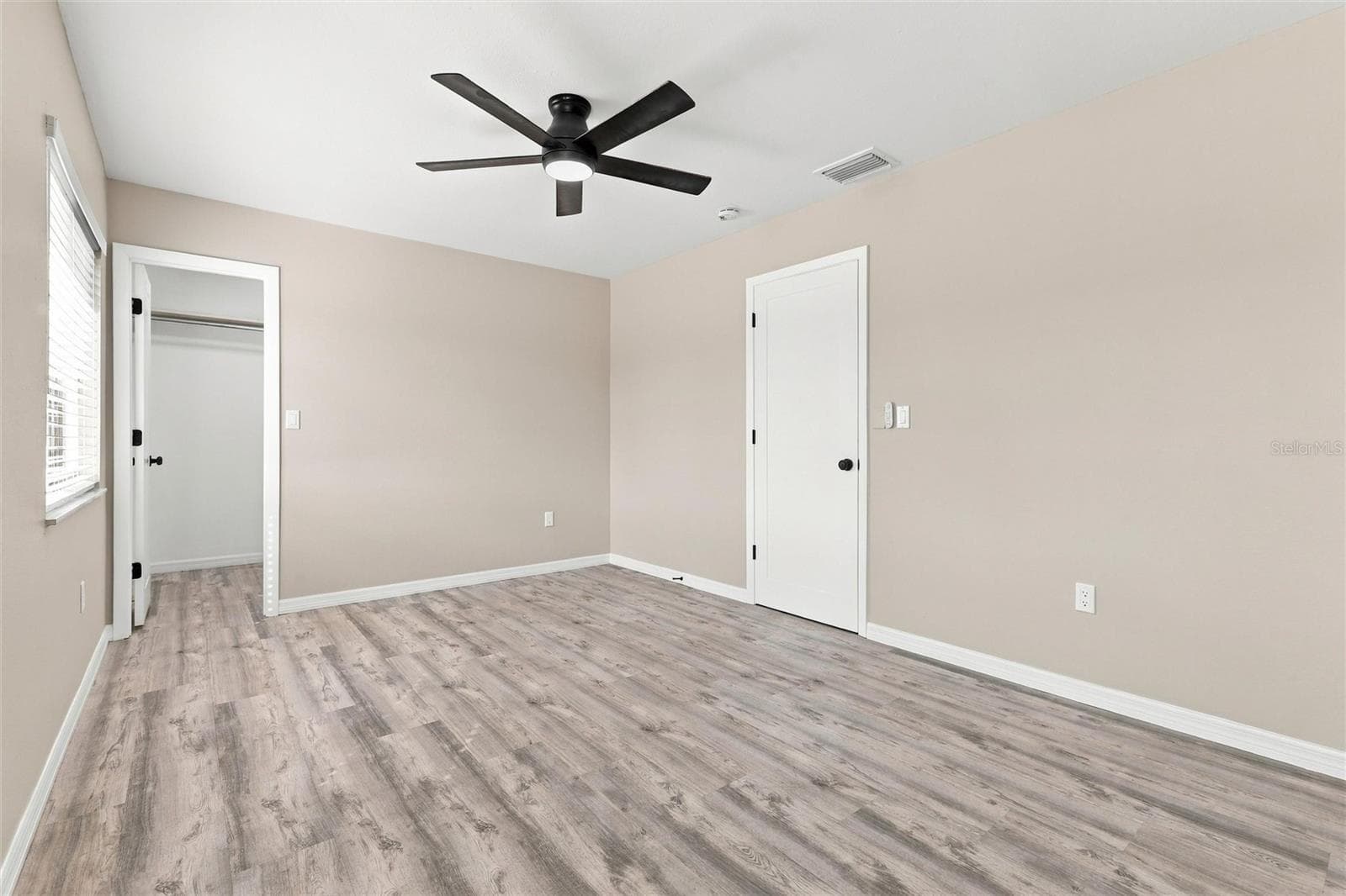 Single Family Residence at 7070 ODOM PL, NORTH PORT, photo 20 of 43