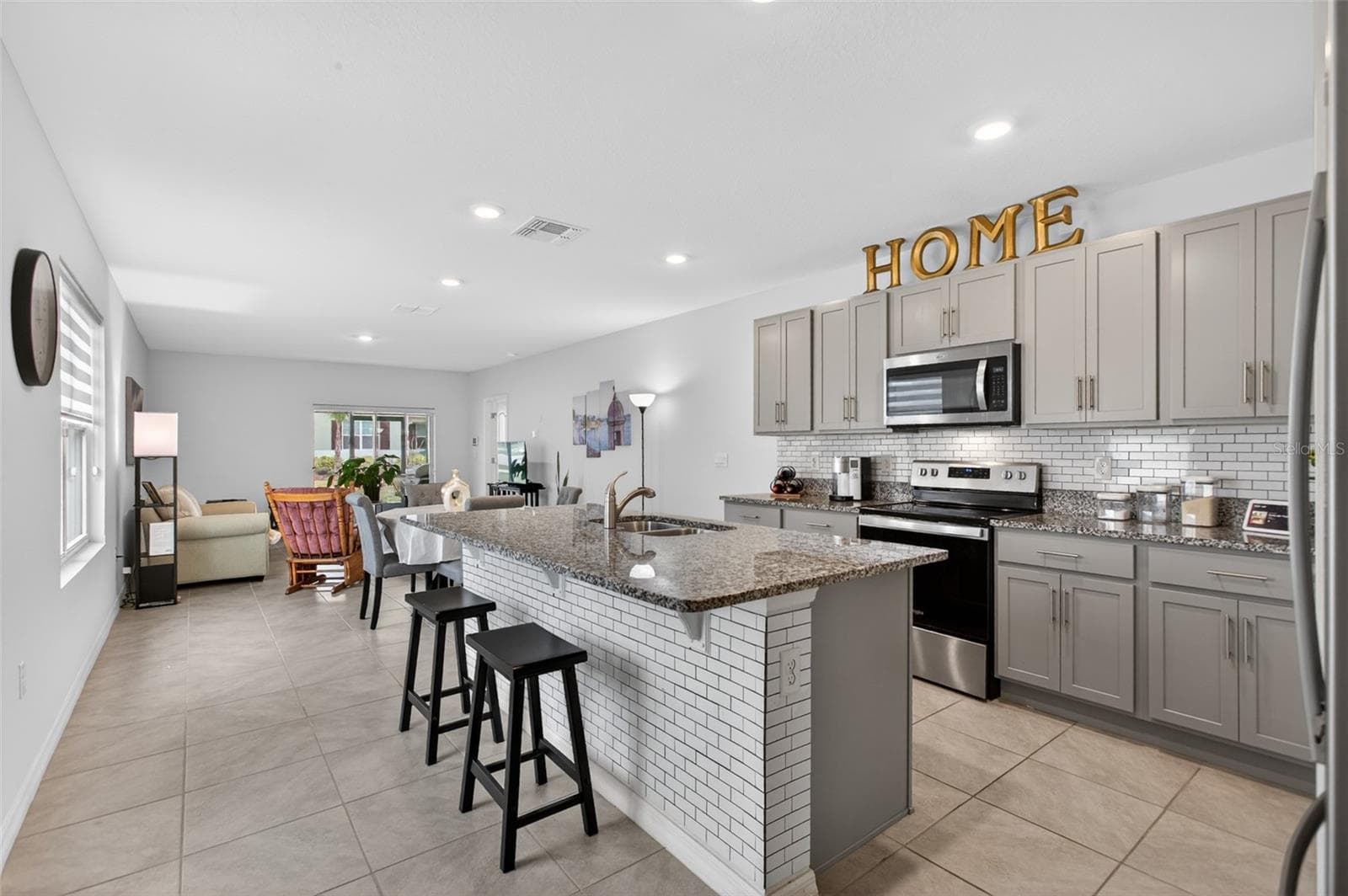 Single Family Residence at 367 CARYOTA CT, NEW SMYRNA BEACH, photo 16 of 17