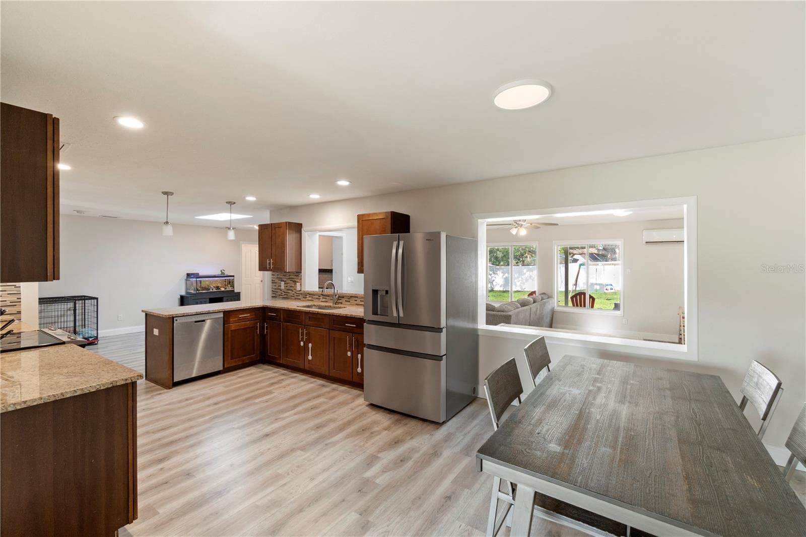 Kitchen - 235 TOLLGATE TRL, LONGWOOD