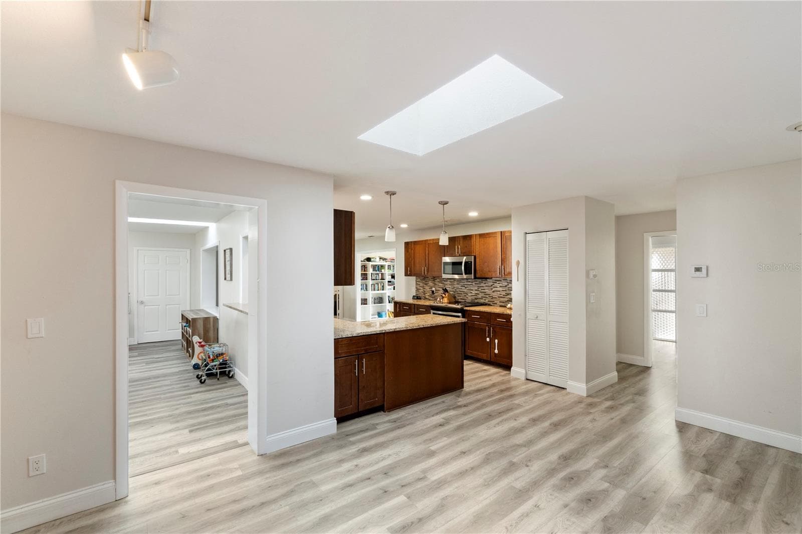 Dining Area - 235 TOLLGATE TRL, LONGWOOD