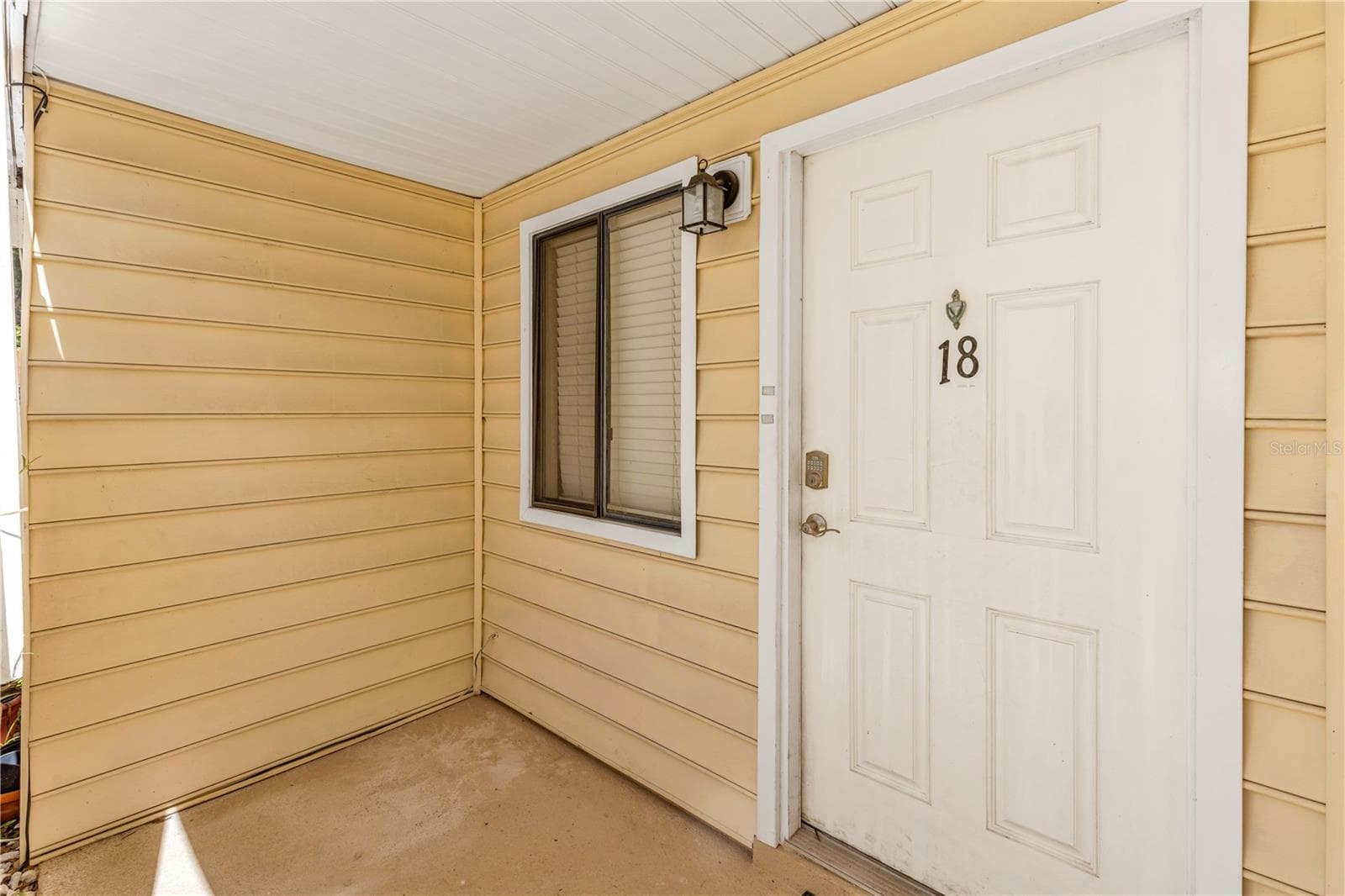 Condominium at 629 DELANEY AVE #18, ORLANDO, photo 4 of 17
