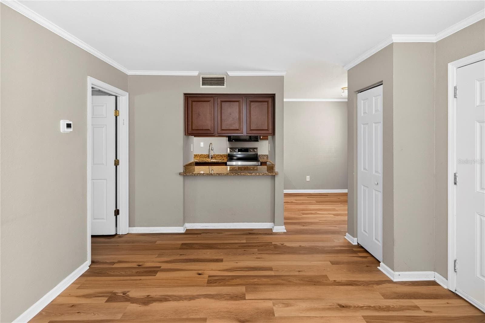 Condominium at 629 DELANEY AVE #18, ORLANDO, photo 6 of 17