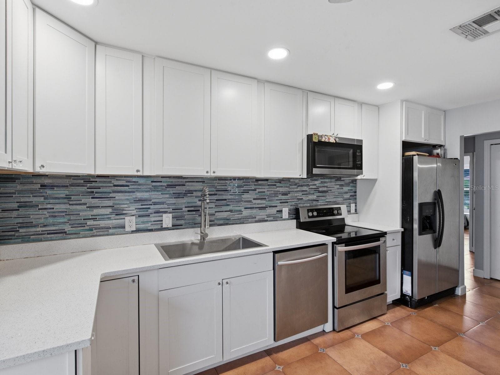 Single Family Residence at 7839 MALLORCA CT, ORLANDO, photo 5 of 19