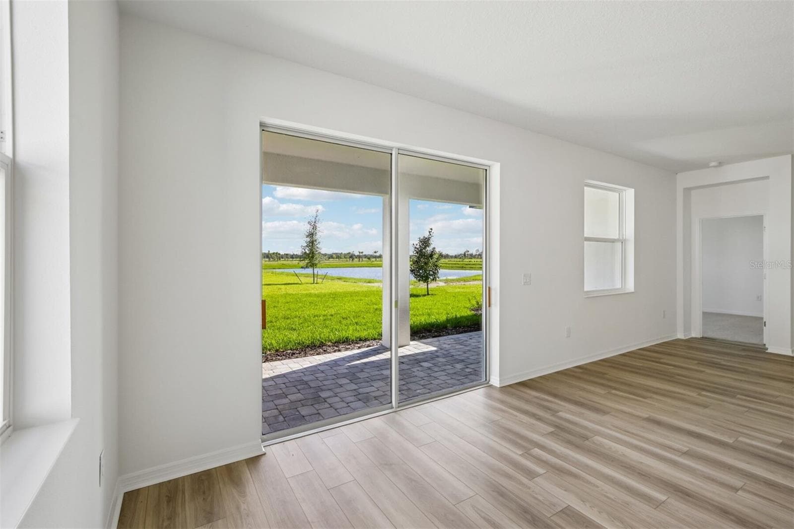 Single Family Residence at 8708 CANARD CV, PALMETTO, photo 19 of 54