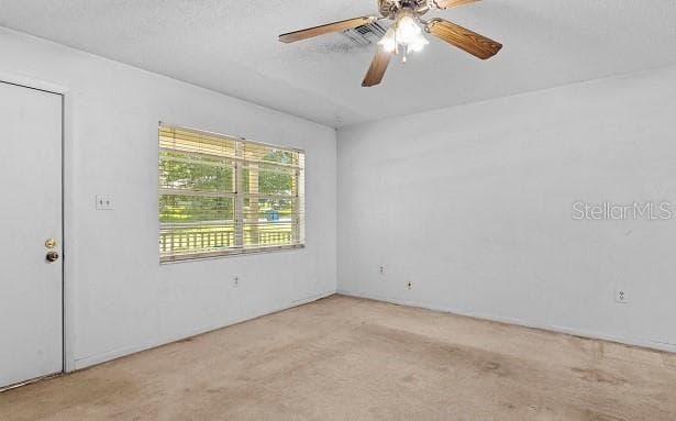Single Family Residence at 6235 OGBURN ST, BROOKSVILLE, photo 7 of 31