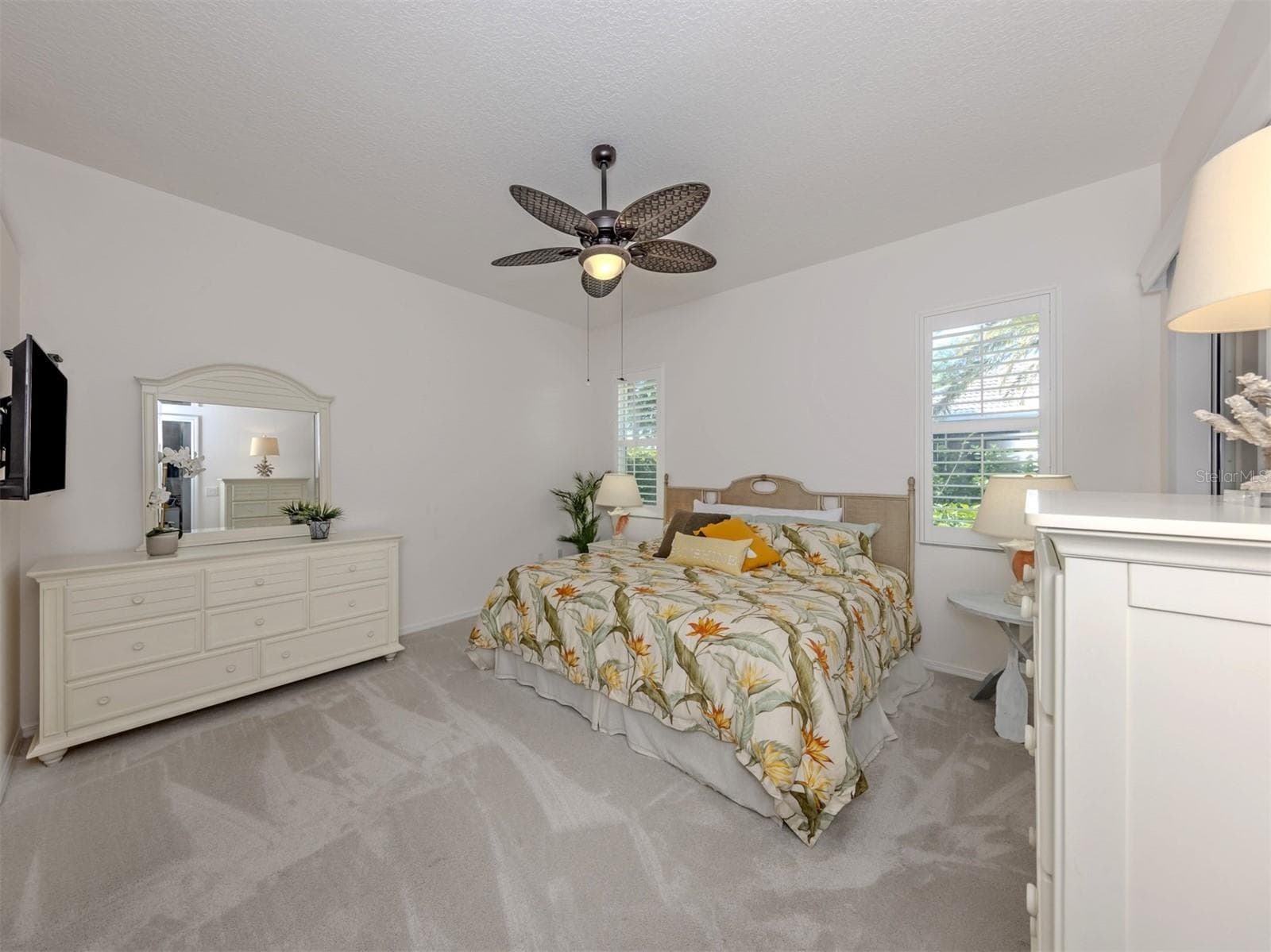 Single Family Residence at 1102 SOUTHLAKE CT, VENICE, photo 17 of 54