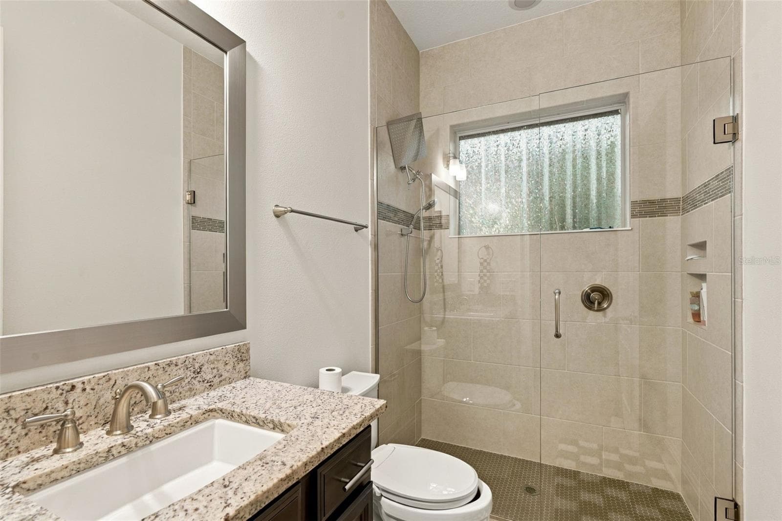Single Family Residence at 13292 ALDERLEY DR, ORLANDO, photo 10 of 40