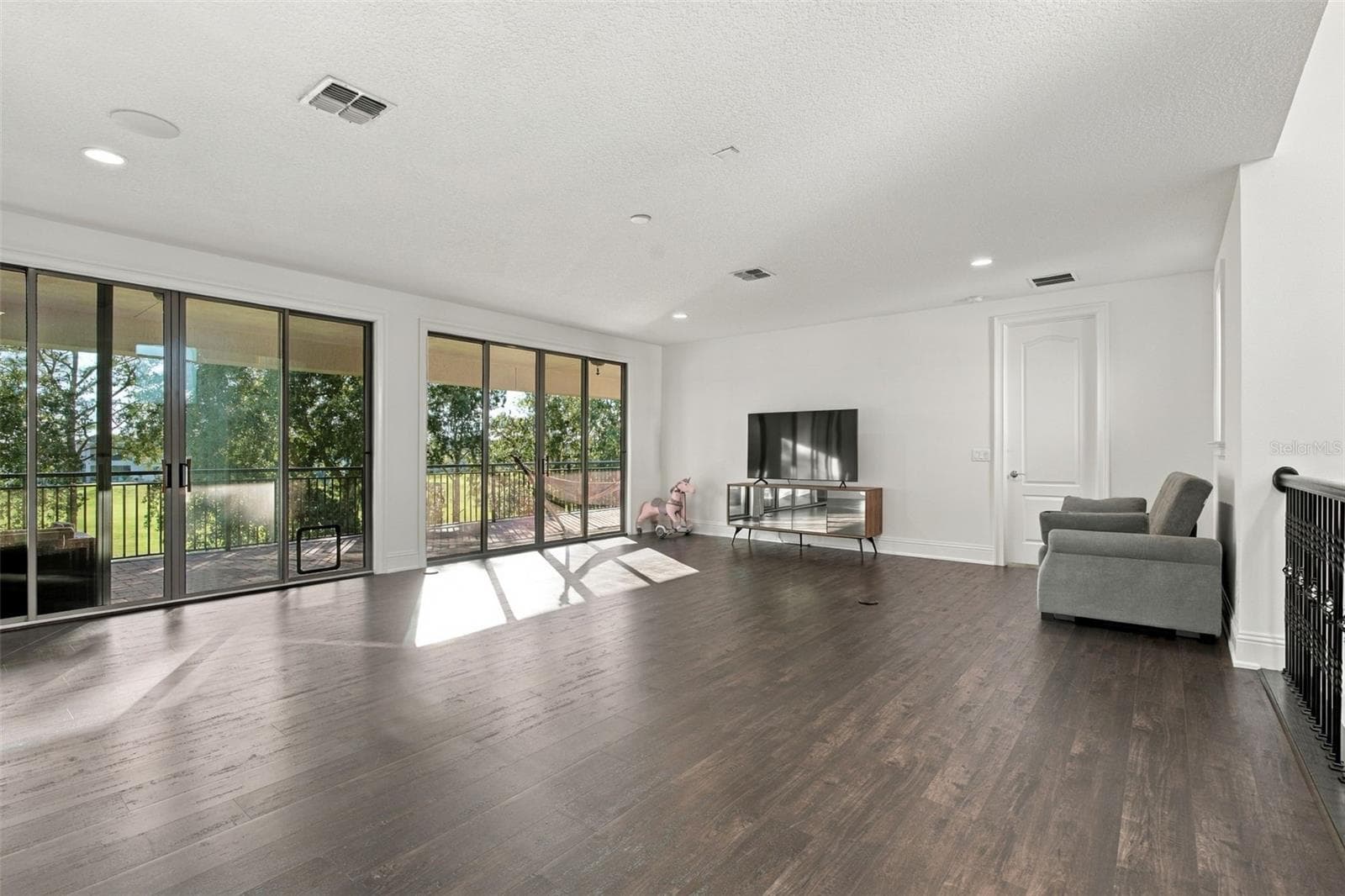 Single Family Residence at 13292 ALDERLEY DR, ORLANDO, photo 13 of 40