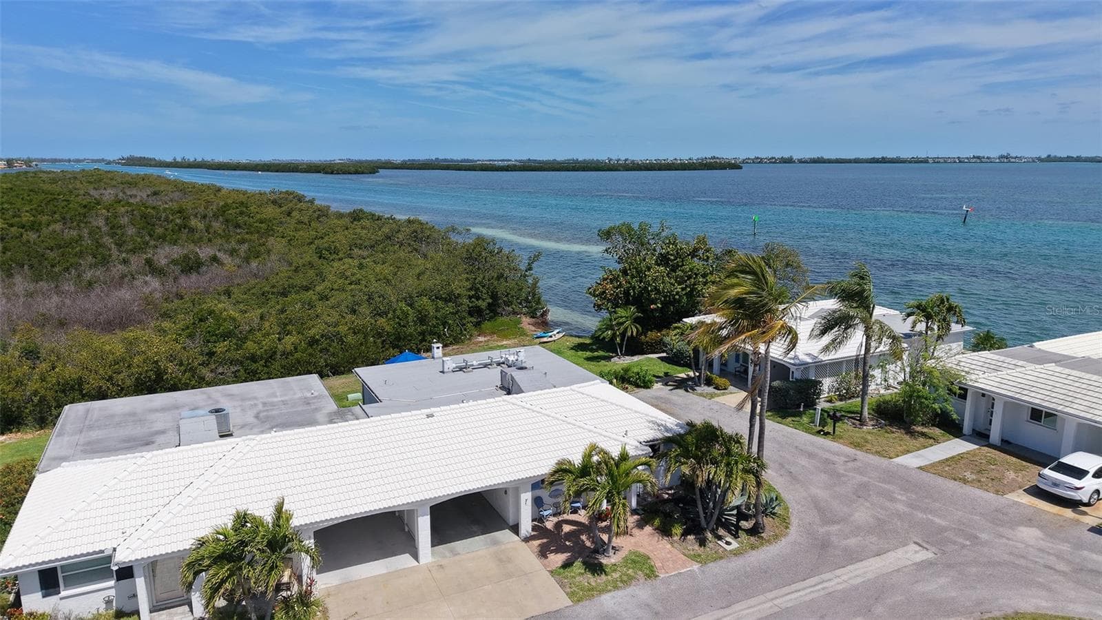 Half Duplex at 917 SPANISH DR N, LONGBOAT KEY, photo 4 of 75