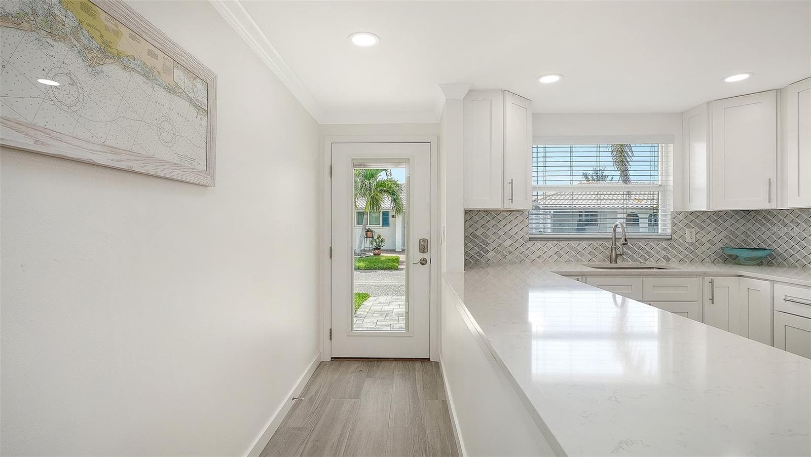 Half Duplex at 917 SPANISH DR N, LONGBOAT KEY, photo 7 of 75