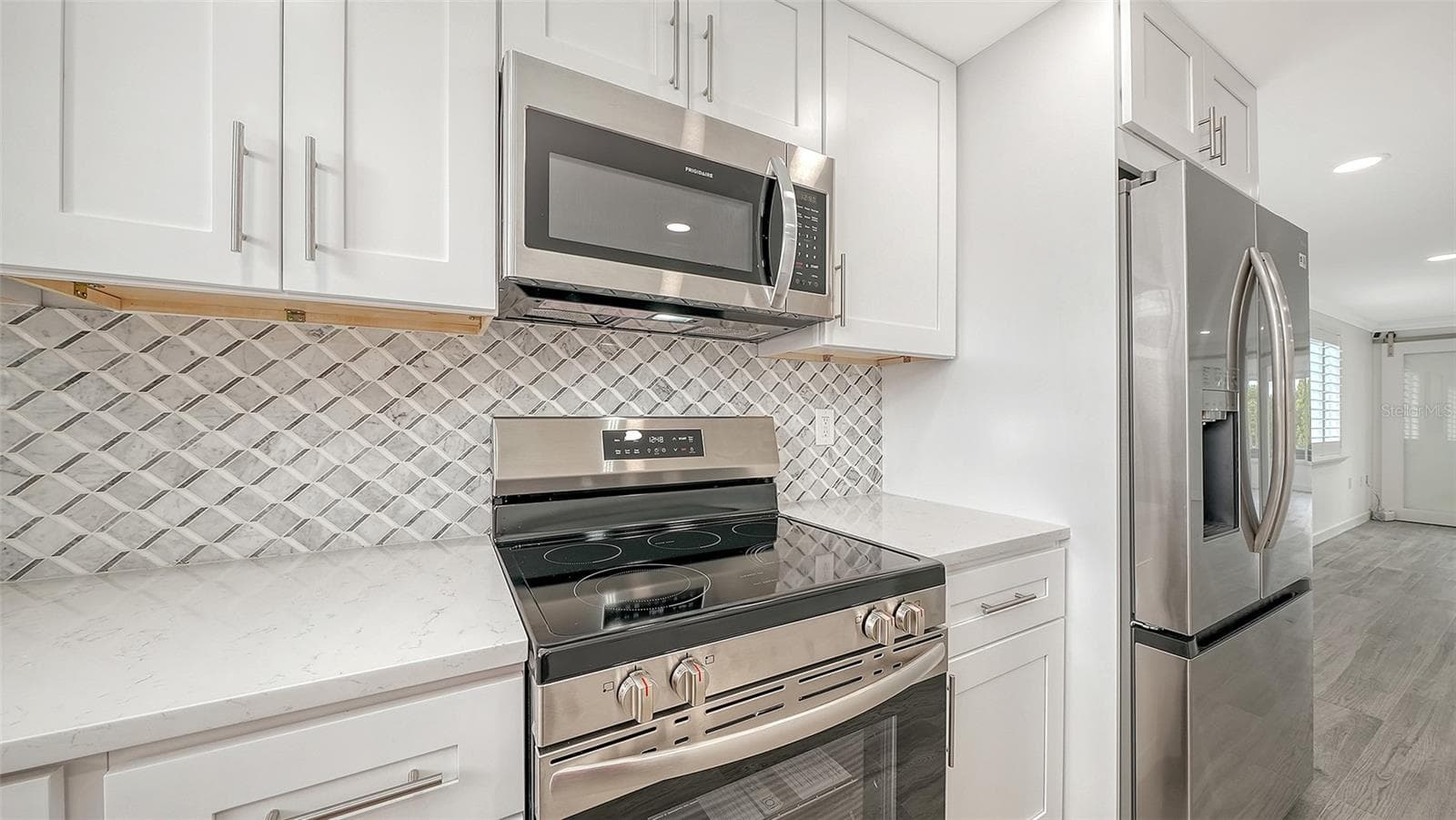 Half Duplex at 917 SPANISH DR N, LONGBOAT KEY, photo 11 of 75