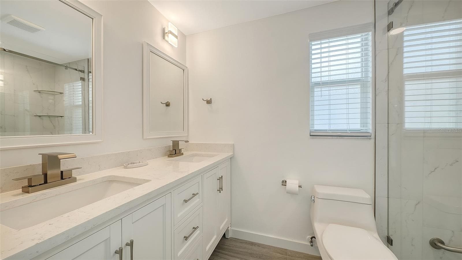 Half Duplex at 917 SPANISH DR N, LONGBOAT KEY, photo 23 of 75