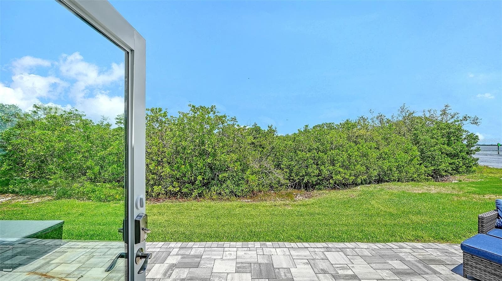 Half Duplex at 917 SPANISH DR N, LONGBOAT KEY, photo 34 of 75