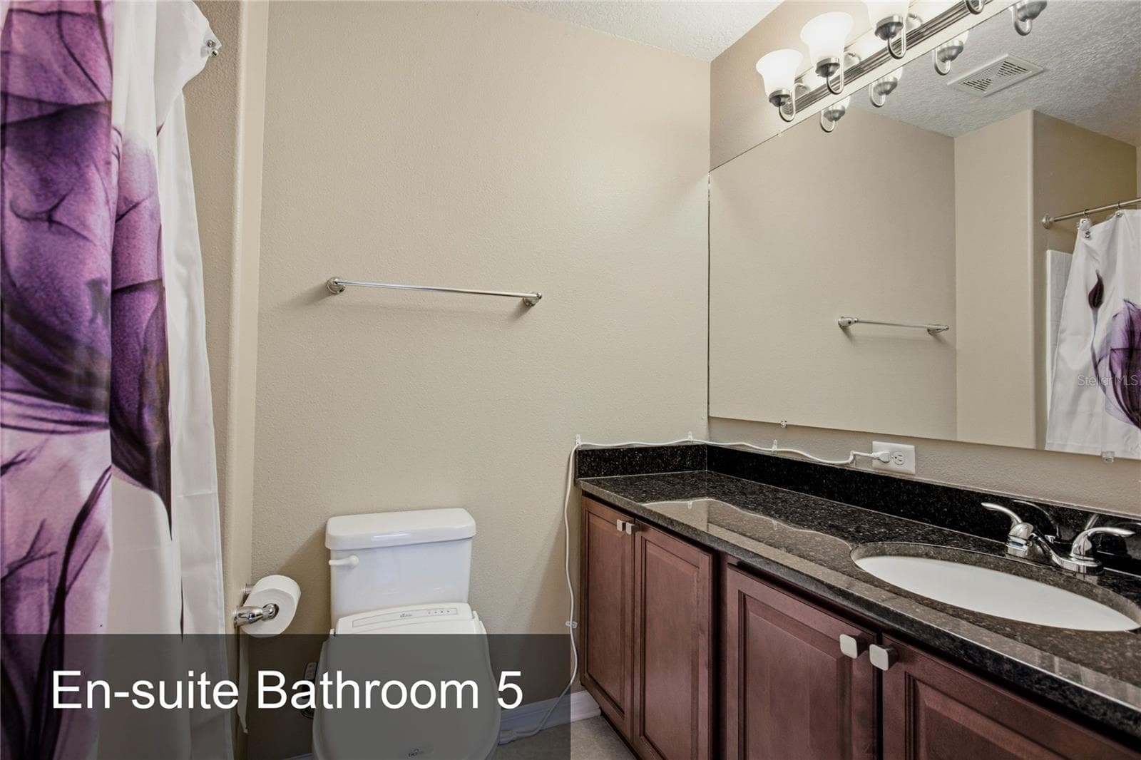 Primary En-suite Bathroom 5 - 24533 SW 11TH RD, NEWBERRY
