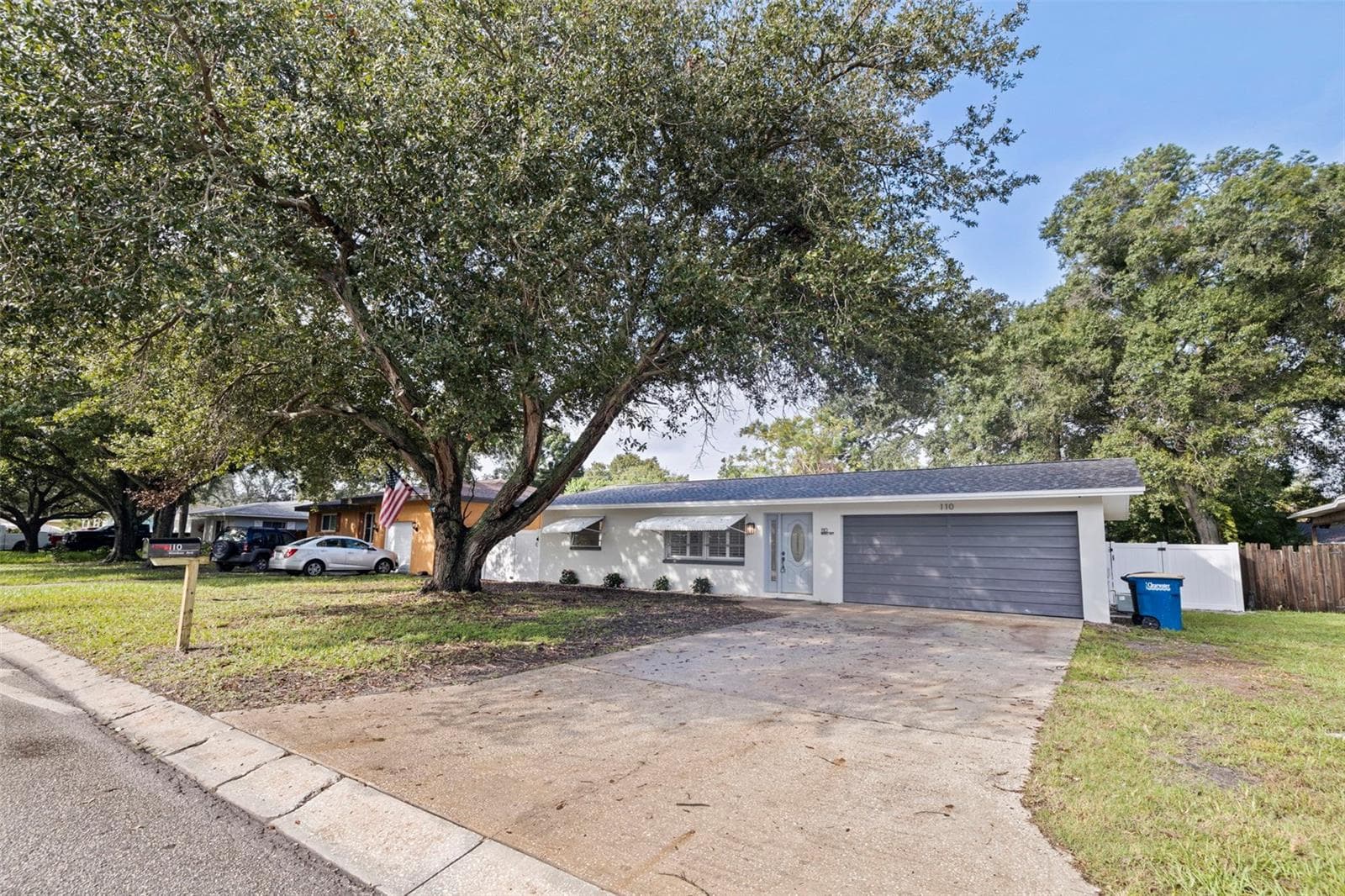 Single Family Residence at 110 N NIMBUS AVE, CLEARWATER, photo 3 of 35