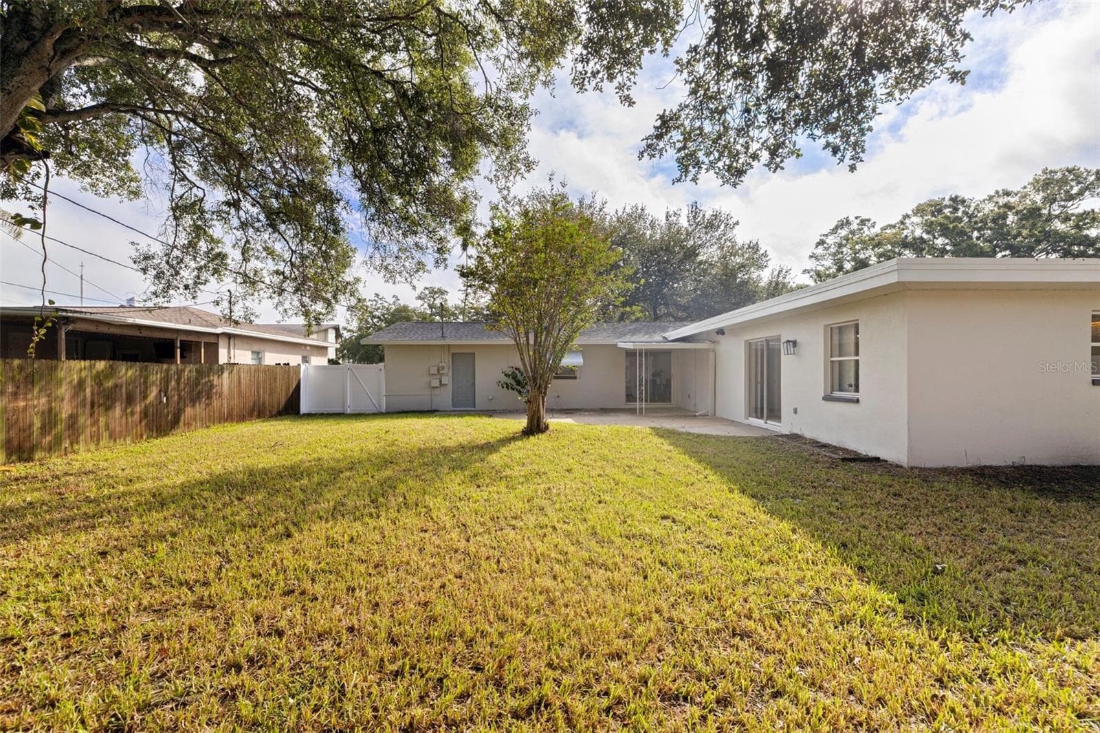 Single Family Residence at 110 N NIMBUS AVE, CLEARWATER, photo 34 of 35