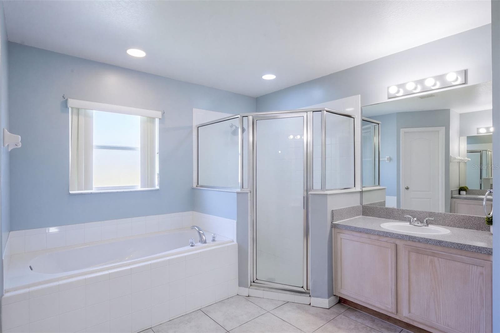 Primary Bath - 11413 PATRICO LOOP, CLERMONT