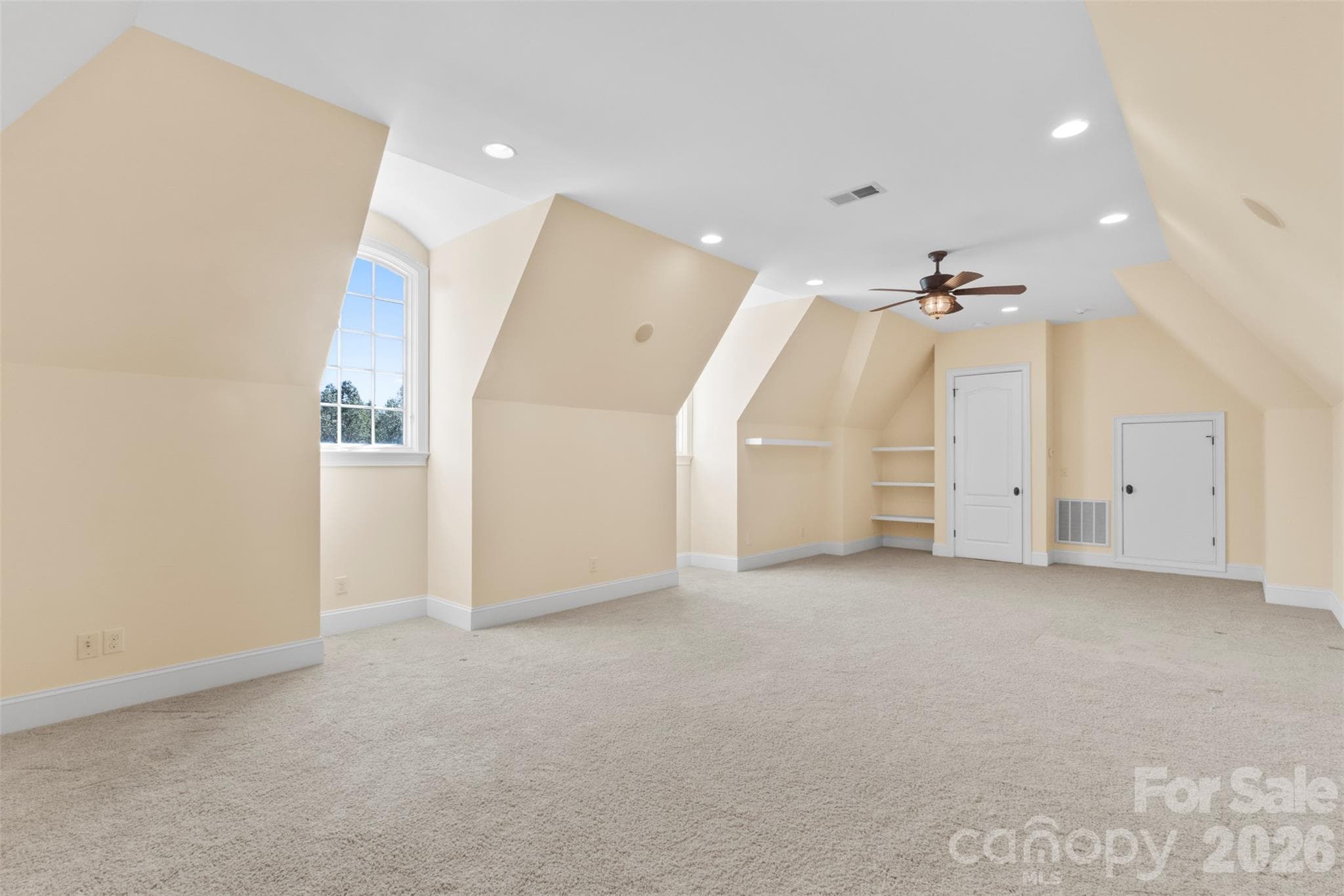 Light-filled bonus room has multiple options its best use - 973 Pinnacle Drive, Iron Station
