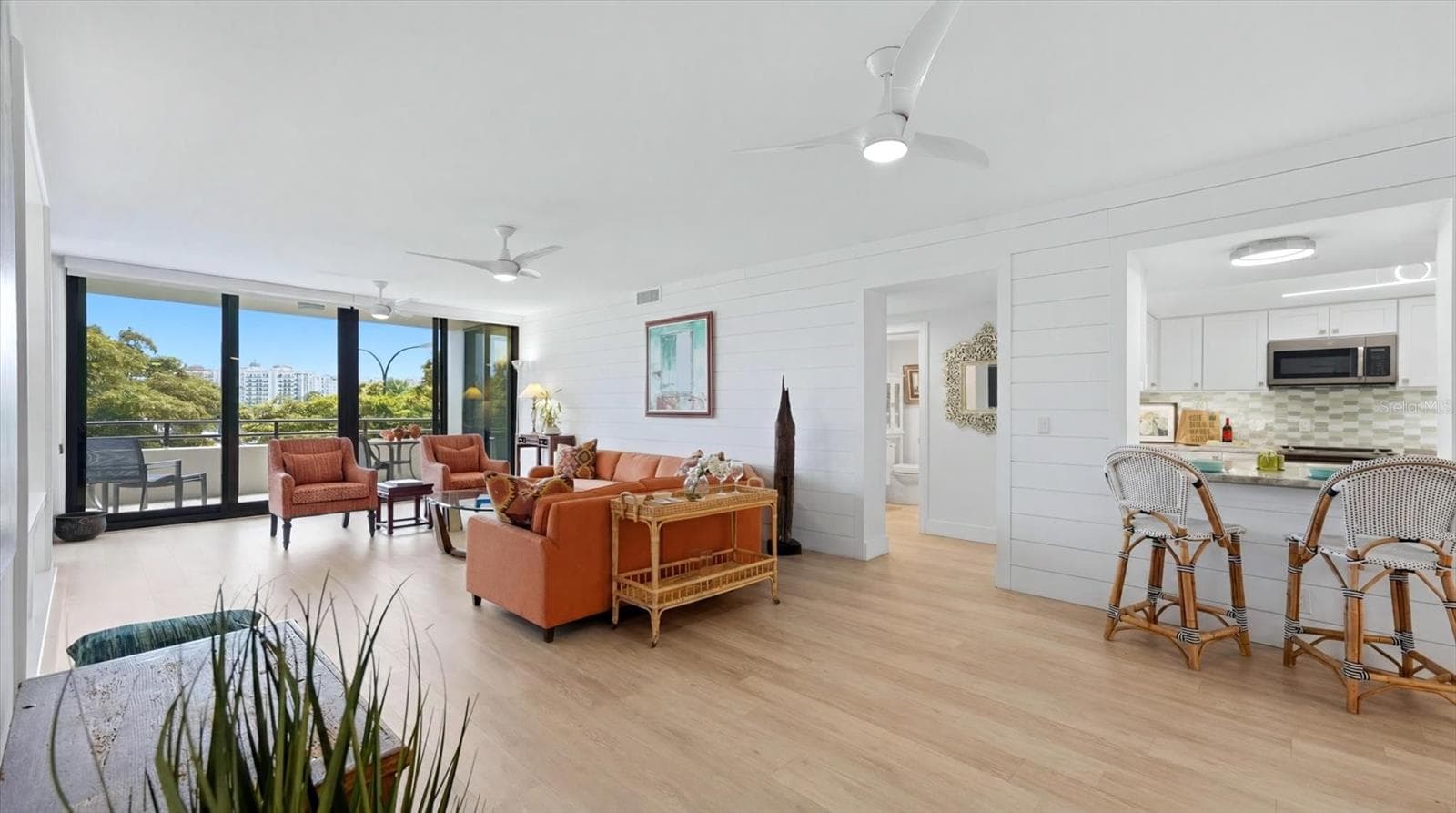 Condominium at 1255 N GULFSTREAM AVE #204, SARASOTA, photo 12 of 31