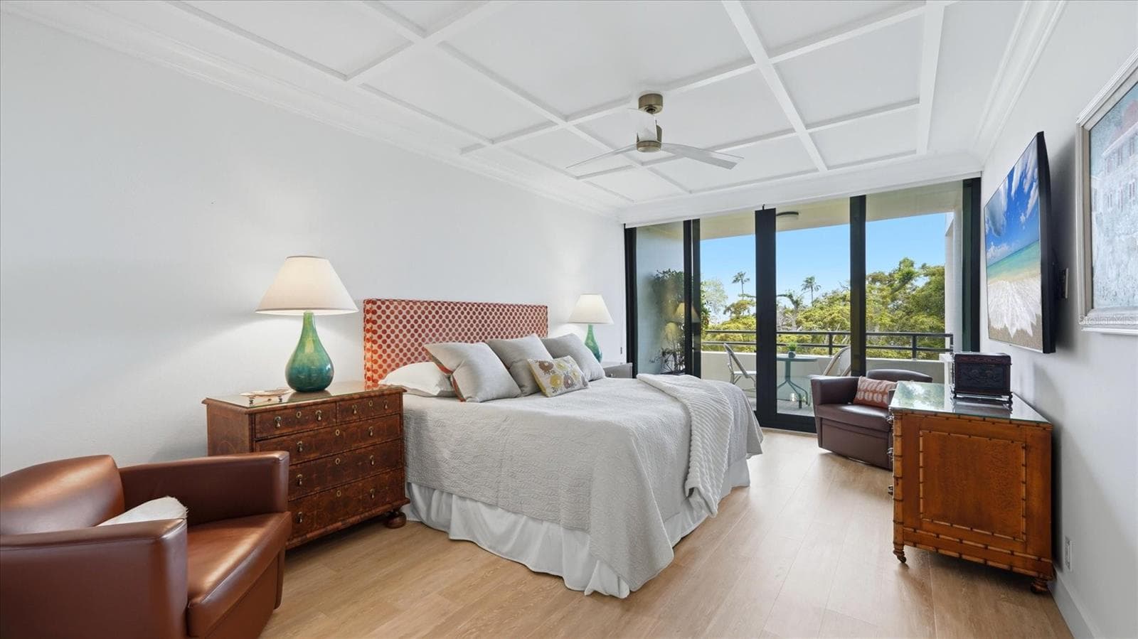 Condominium at 1255 N GULFSTREAM AVE #204, SARASOTA, photo 14 of 31