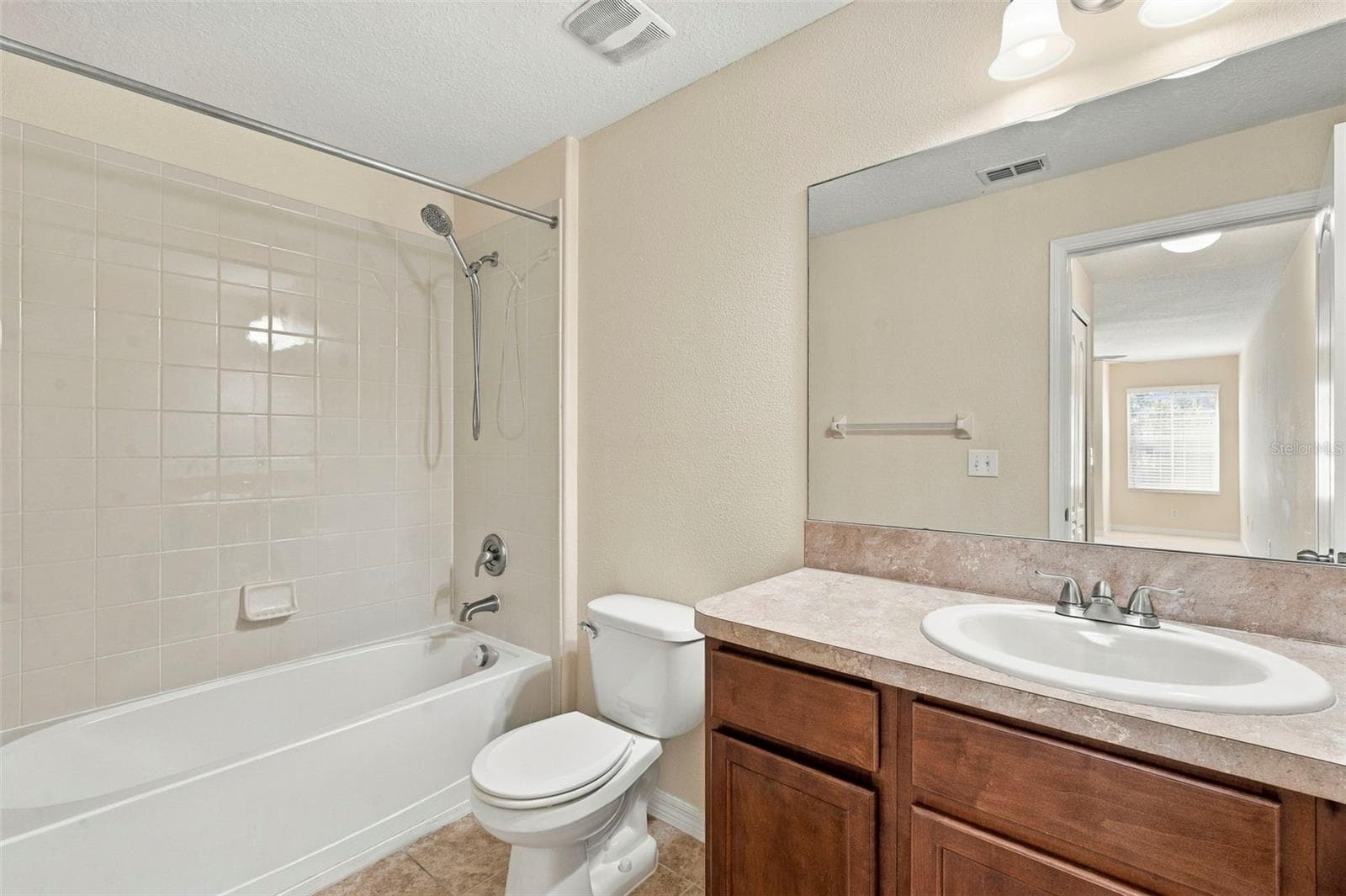 Townhouse at 9726 TRUMPET VINE LOOP, TRINITY, photo 12 of 48