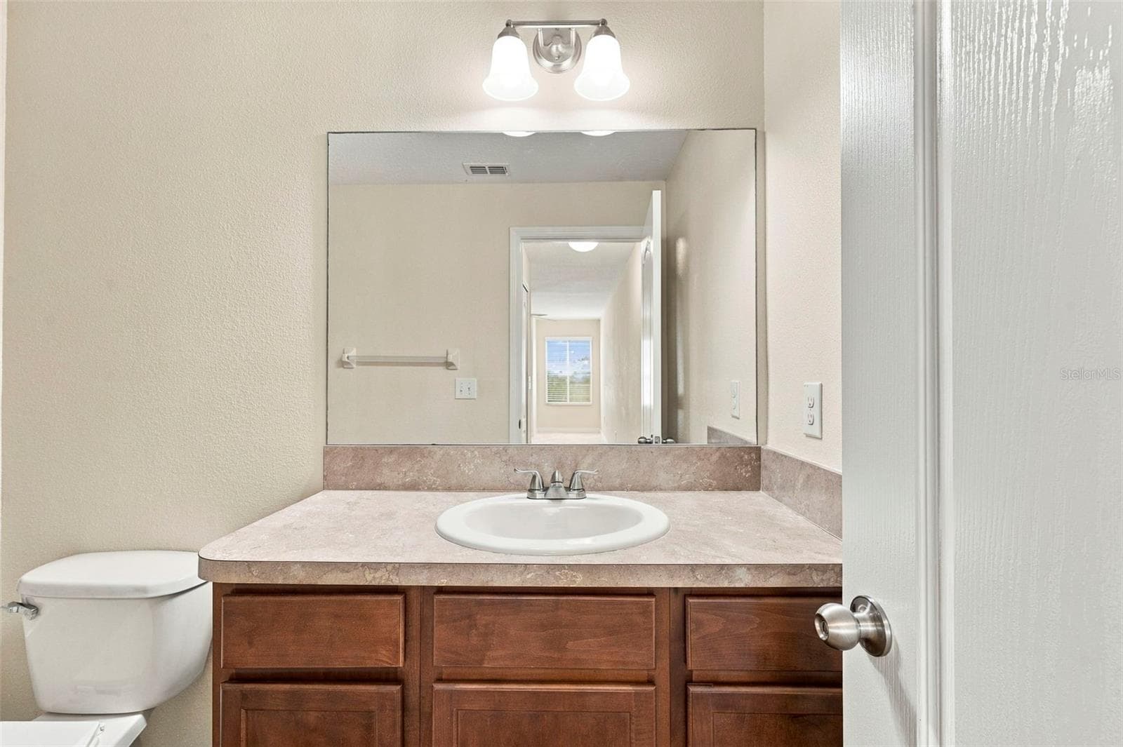 Townhouse at 9726 TRUMPET VINE LOOP, TRINITY, photo 13 of 48