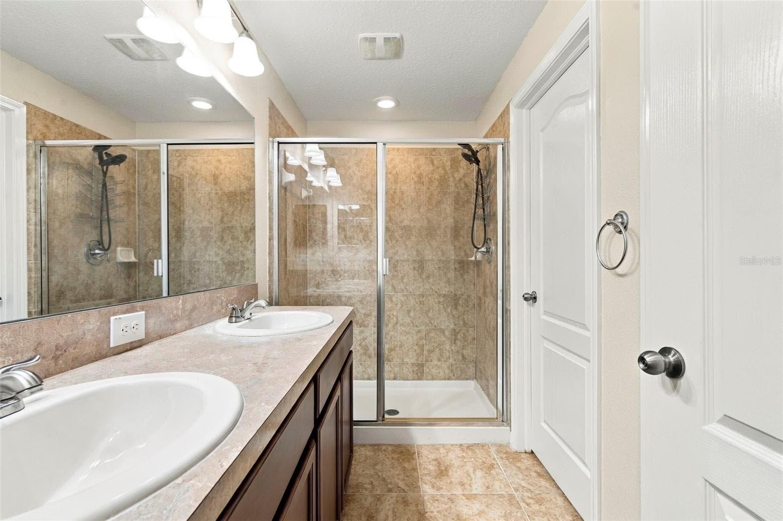 Townhouse at 9726 TRUMPET VINE LOOP, TRINITY, photo 19 of 48
