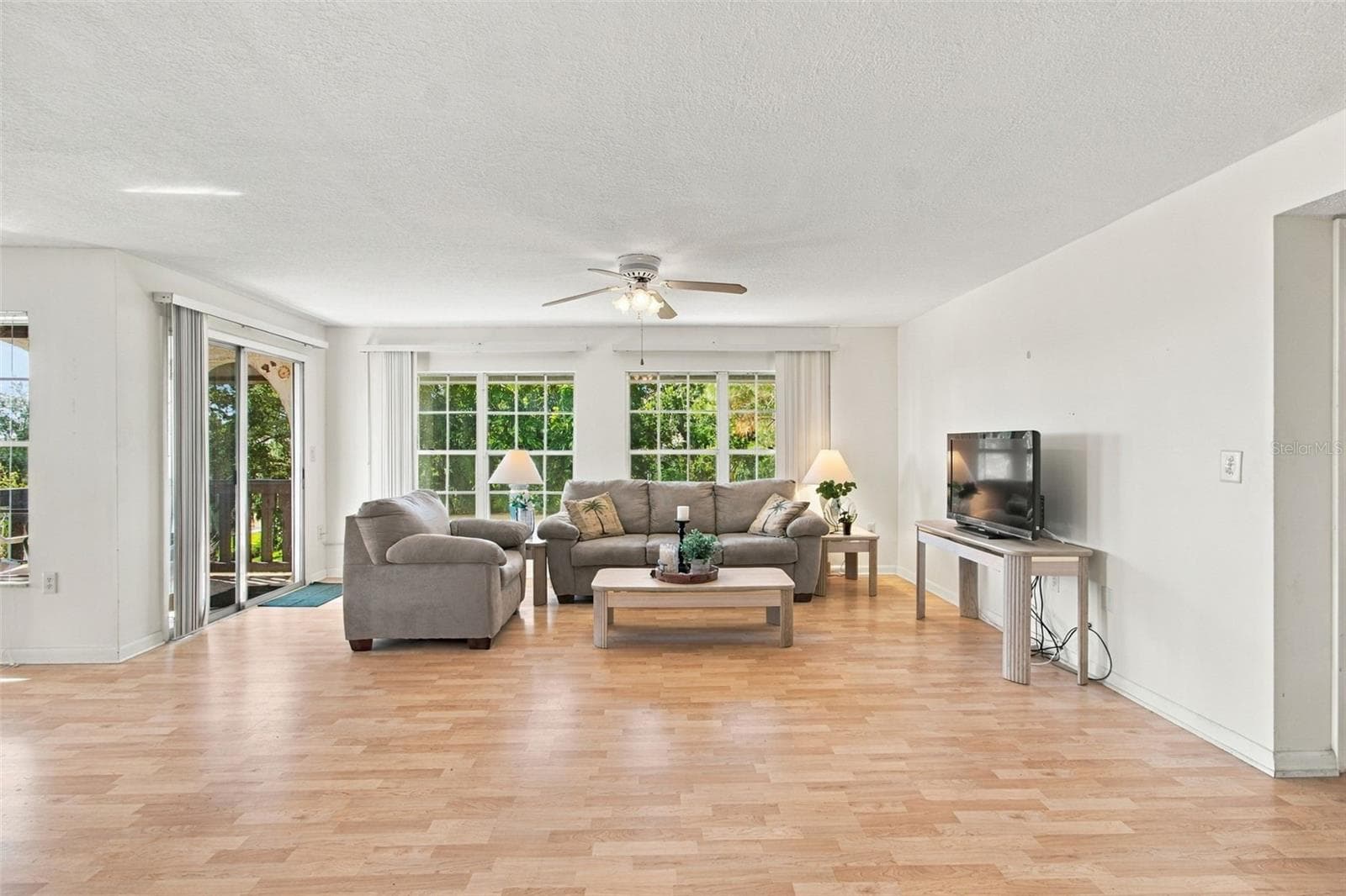 Condominium at 210 N BAYSHORE BLVD #207, CLEARWATER, photo 4 of 99